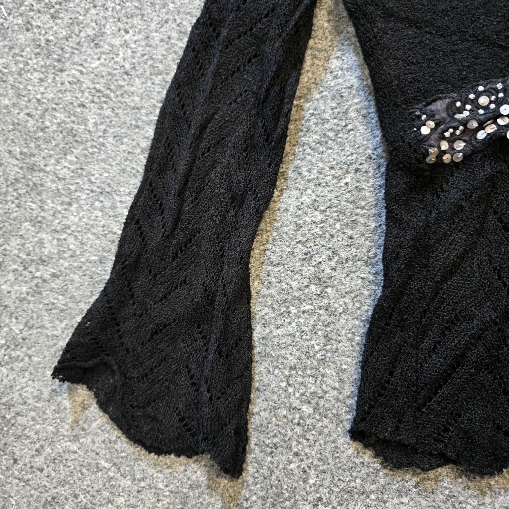 Paige Bette Paige Blouse Women M Black Lace Sequin Flare Sleeve Gothic Vintage Regular Knit Nylon Rayon Long Sleeve Round Neck Pullover Top Size M / US 6-8 / IT 42-44 - 4 Thumbnail