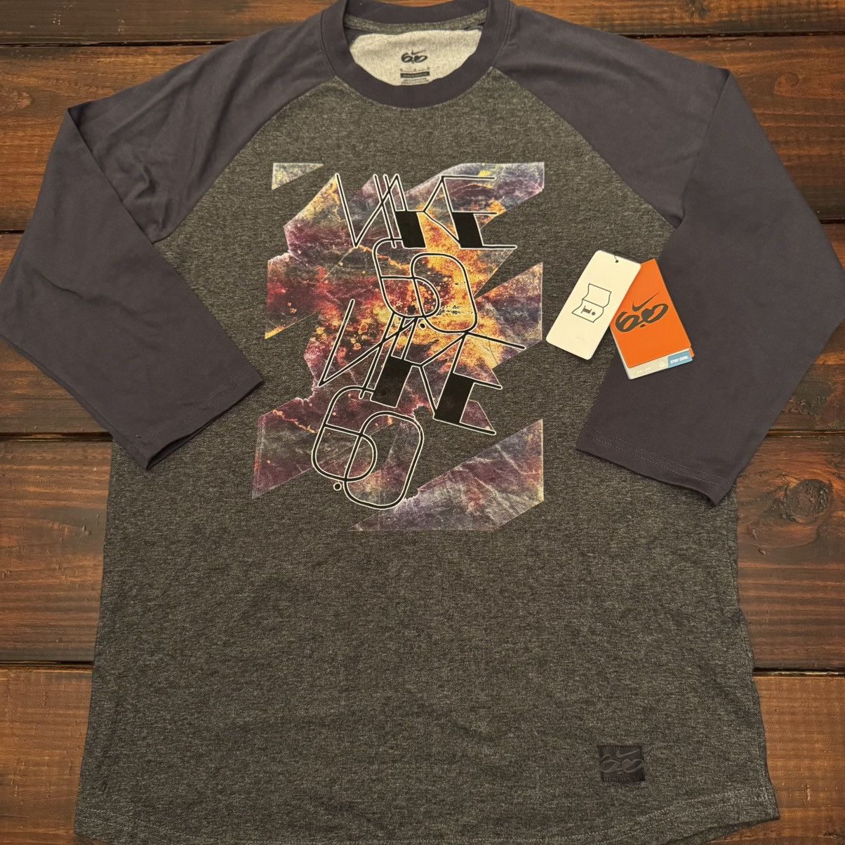 Nike Nike SB 6.0 Galaxy PROMO SAMPLE T-Shirt Size US M / EU 48-50 / 2 - 2 Thumbnail