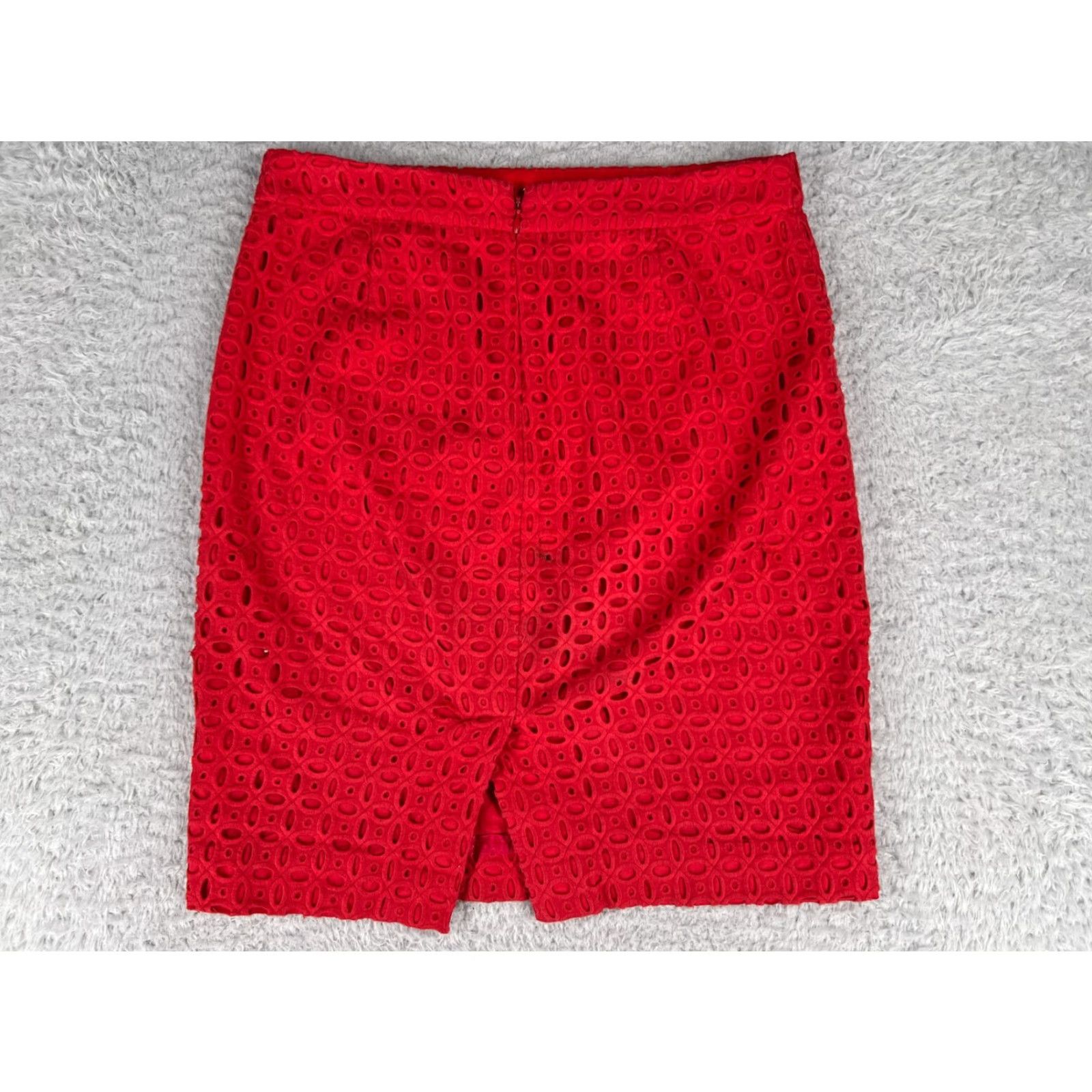 J.Crew VINTAGE J.CREW No. 2 Pencil Skirt Womens 4 Red Floral Eyelet Cotton High Rise Pockets Size 27" / US 4 / IT 40 - 2 Thumbnail