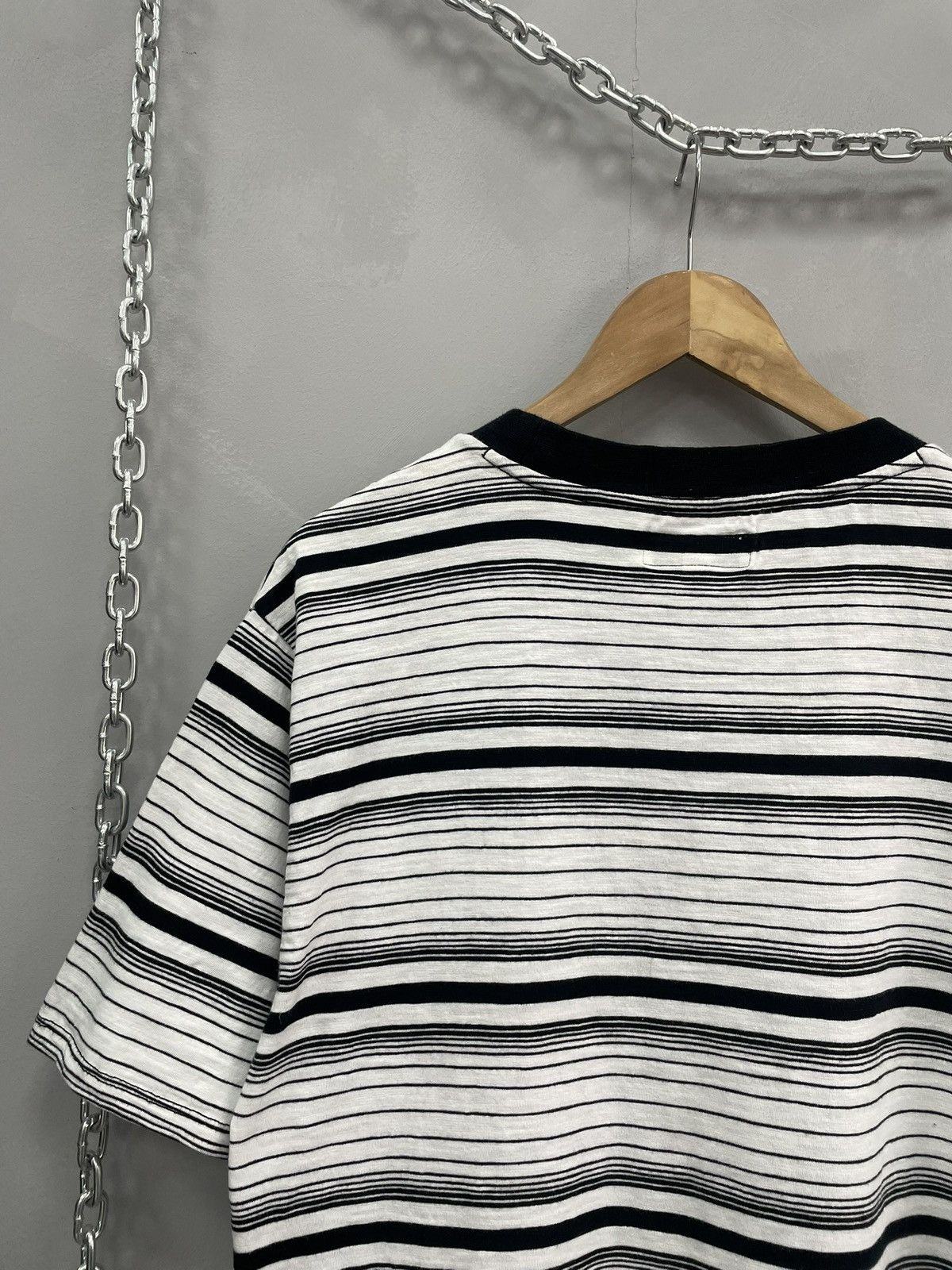 Guess Guess asap rocky style big logo t shirt y2k Size US L / EU 52-54 / 3 - 10 Thumbnail