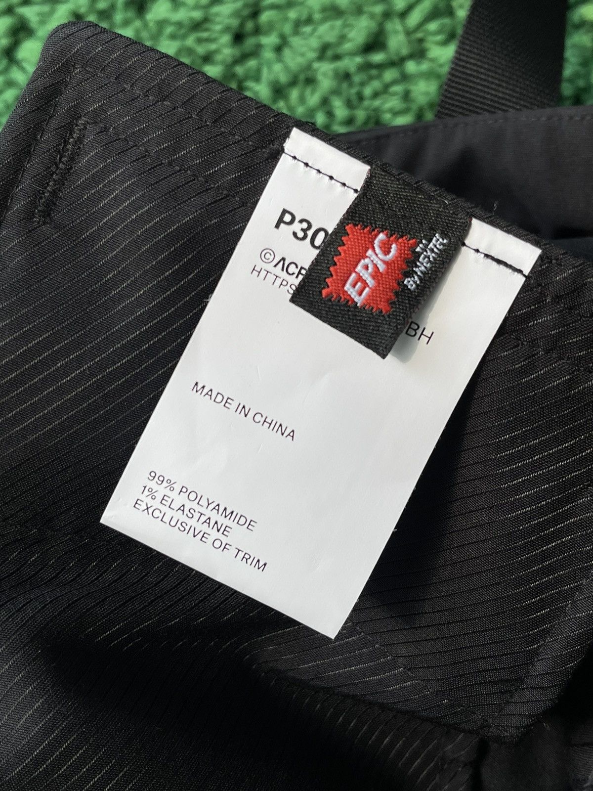 Acronym Acronym P30A-E FW2122 Size US 26 / EU 42 - 9 Thumbnail