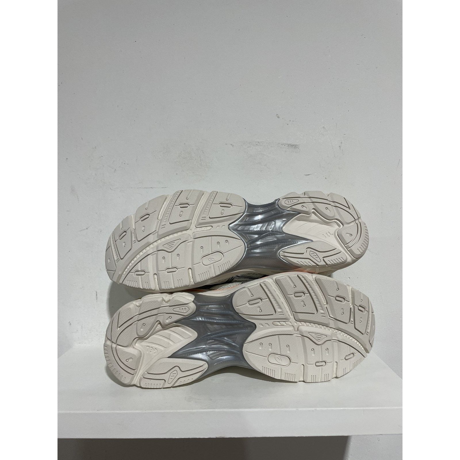 Asics ASICS GT 2160 PARIS SIZE 9.5 NEW Size US 9.5 / EU 42-43 - 3 Thumbnail