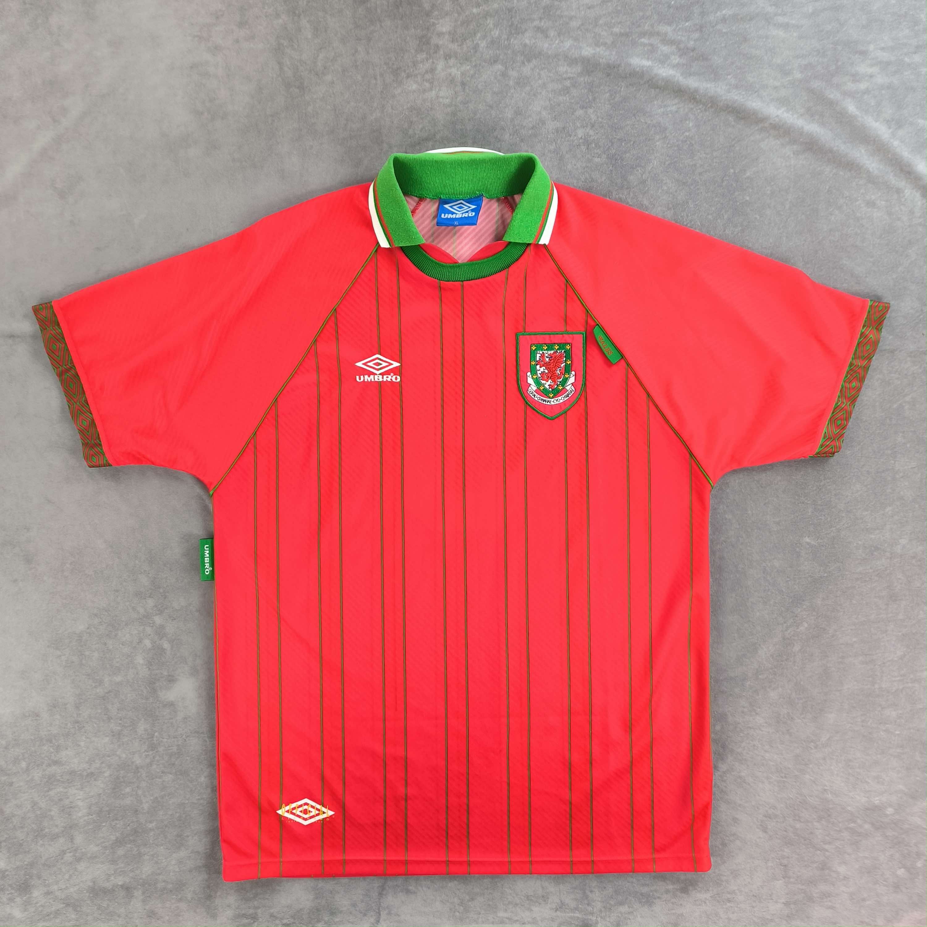 Umbro Wales 1994-96 Umbro home #9 football jersey shirt size XL Size US XL / EU 56 / 4 - 1 Thumbnail