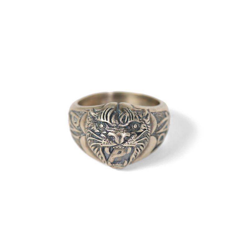 Palace Sovereign Ring | Grailed