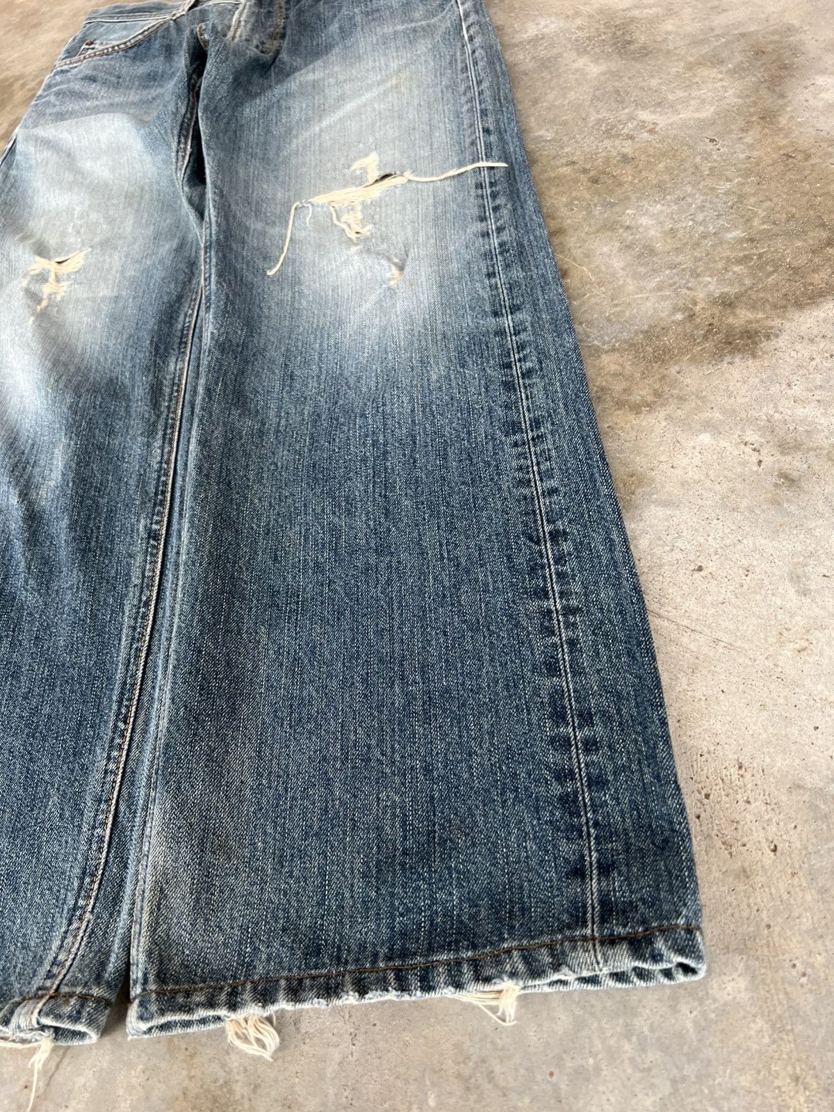 Edwin EDWIN EXCLUSIVE VINTAGE EXTRA BAGGY FADED DISTRESS JEAN Size US 31 - 8 Thumbnail