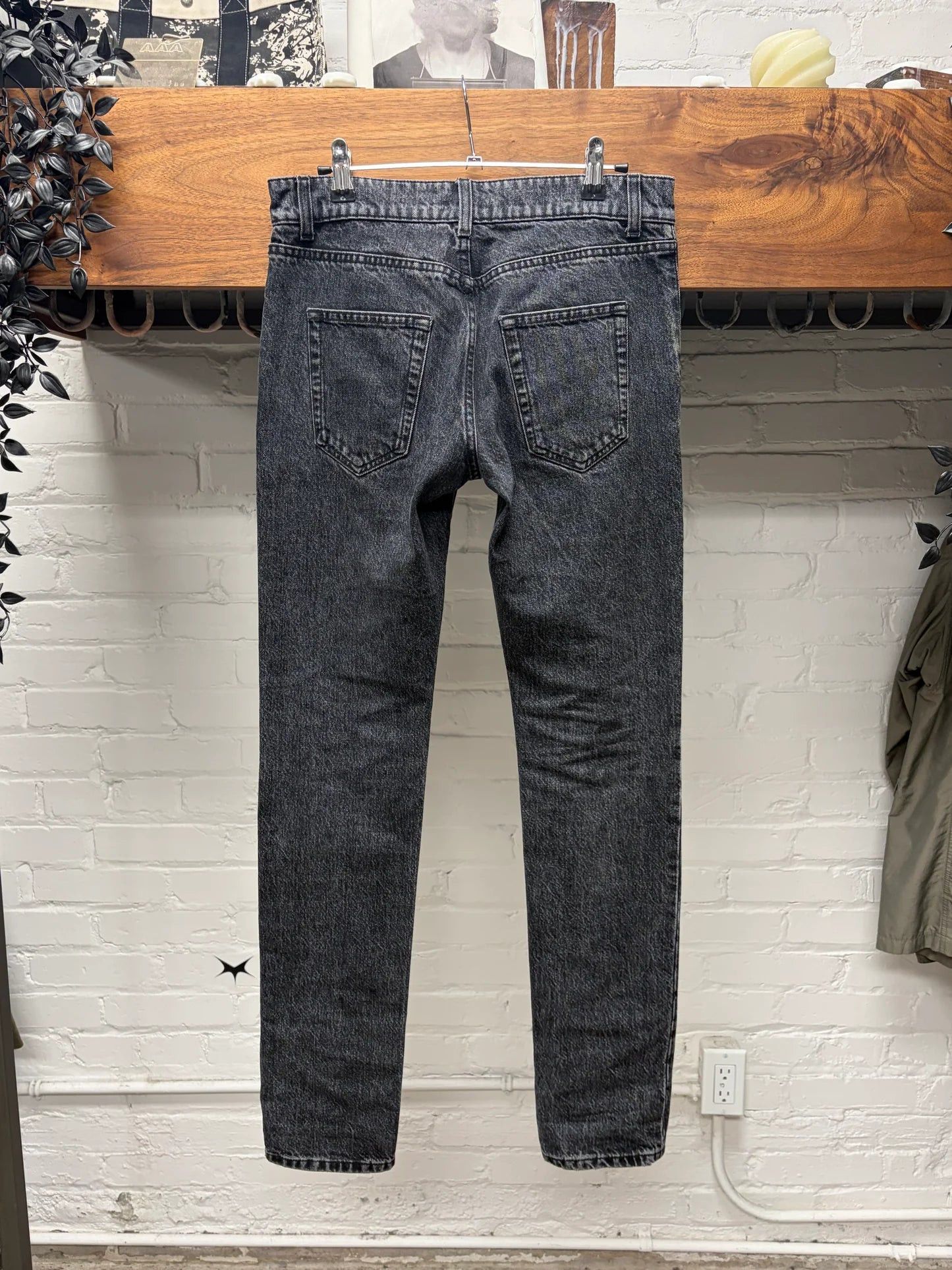 Saint Laurent Paris 2017 Saint Laurent ‘D02’ Distressed Black Skinny Jeans Size US 28 / EU 44 - 4 Thumbnail