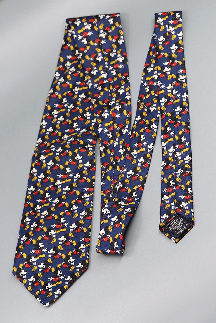 Disney Vintage Mickey Mouse Silk Tie – The Disney Store Size ONE SIZE - 7 Thumbnail