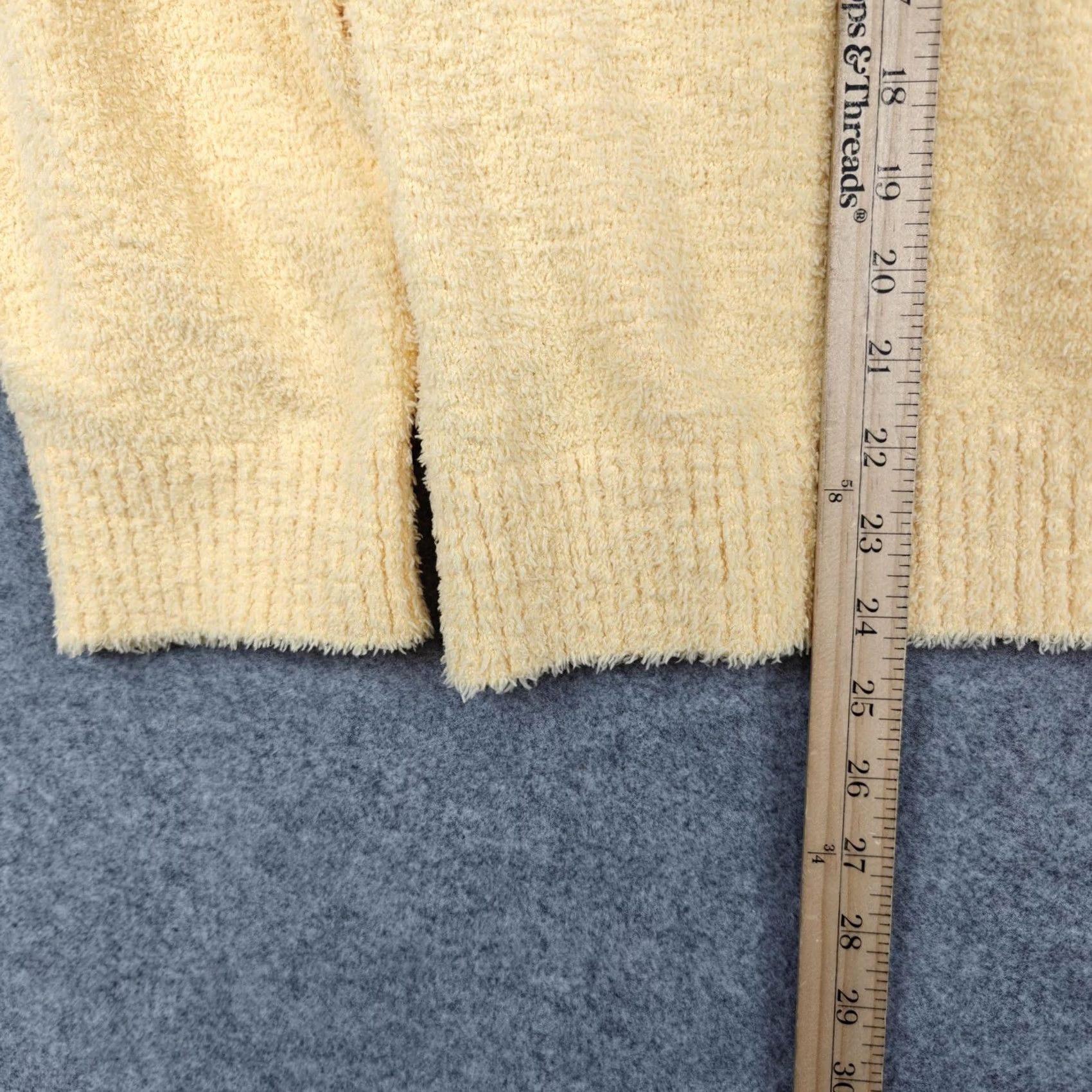 Disney Disney Sweater Womens XL Yellow Winnie the Pooh Hooded Fuzzy Knit Pullover Sportswear Pullover Size XL / US 12-14 / IT 48-50 - 7 Thumbnail