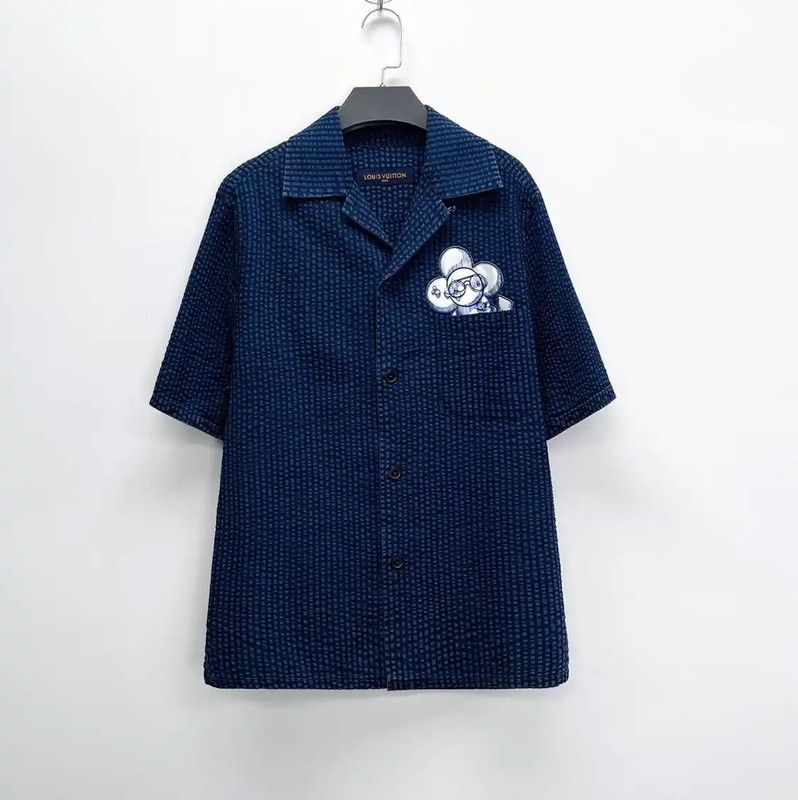 Louis Vuitton Louis Vuitton Men's Short Sleeve Navy Shirt 0089 Size US XS / EU 42 / 0 - 1 Thumbnail