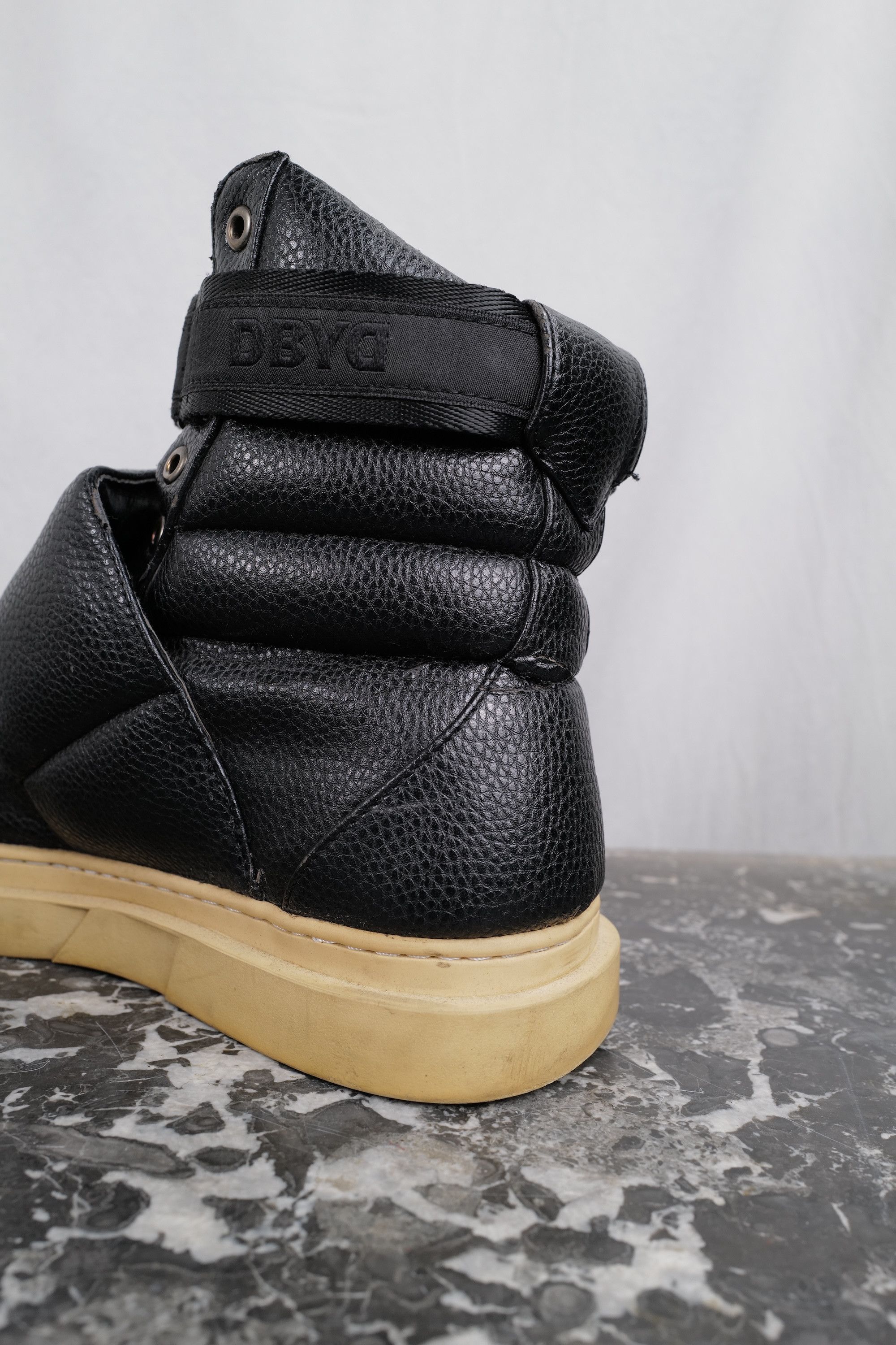 D by D DBYD HI-TOP FABRIC SNEAKER Size US 8 / EU 41 - 15 Thumbnail