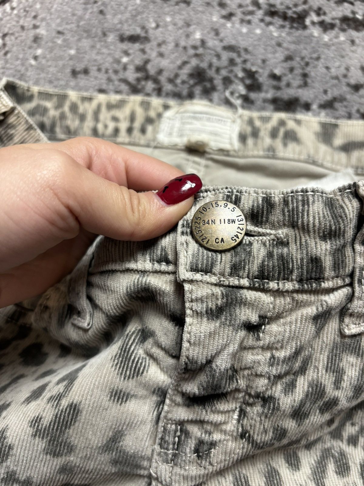 Current/Elliot × Japanese Brand × Vintage Vintage leopard print Current Elliott low waist velvet jeans Size 26" / US 2 / IT 38 - 5 Thumbnail
