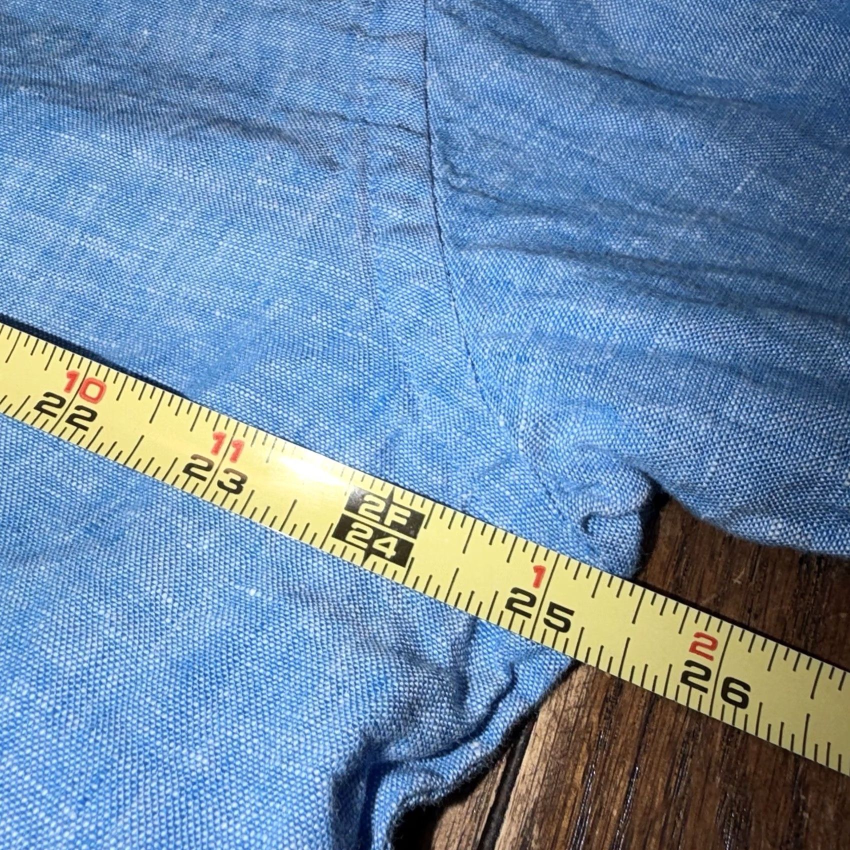 Charles Tyrwhitt Charles Tyrwhitt 100% Linen Shirt Mens XL Classic Fit Long Sleeve Button Blue Size US XL / EU 56 / 4 - 7 Thumbnail
