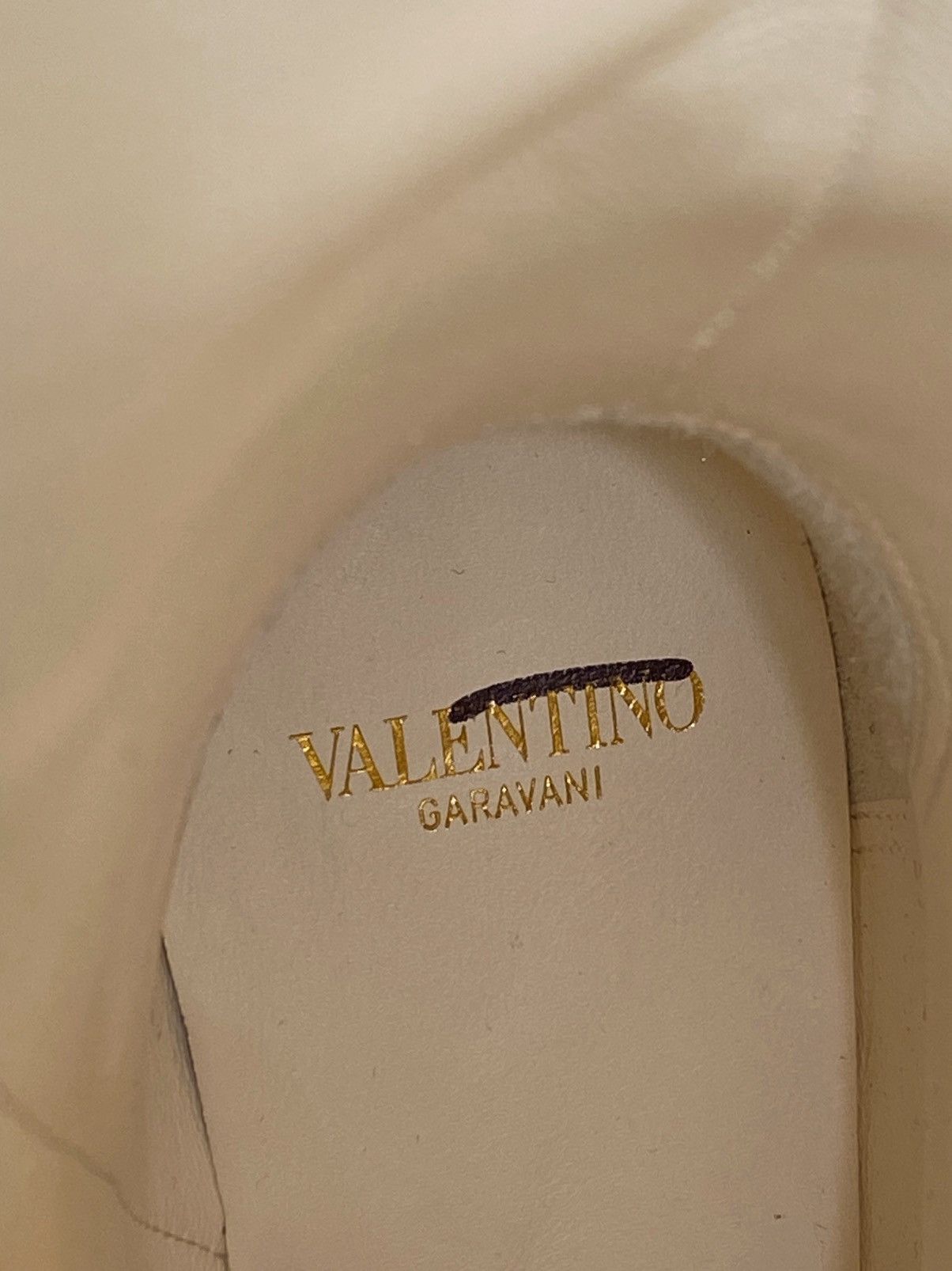 Valentino Valentino Garavani Equivoque Tall Polka Dot Boots size 37 Size US 7 / IT 37 - 15 Thumbnail