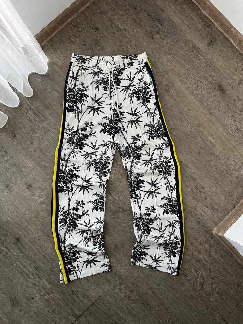 Essentiel Antwerp × Vintage Vintage Essentiel Antwerpen White Floral Pants Size 30" / US 8 / IT 44 - 11 Thumbnail