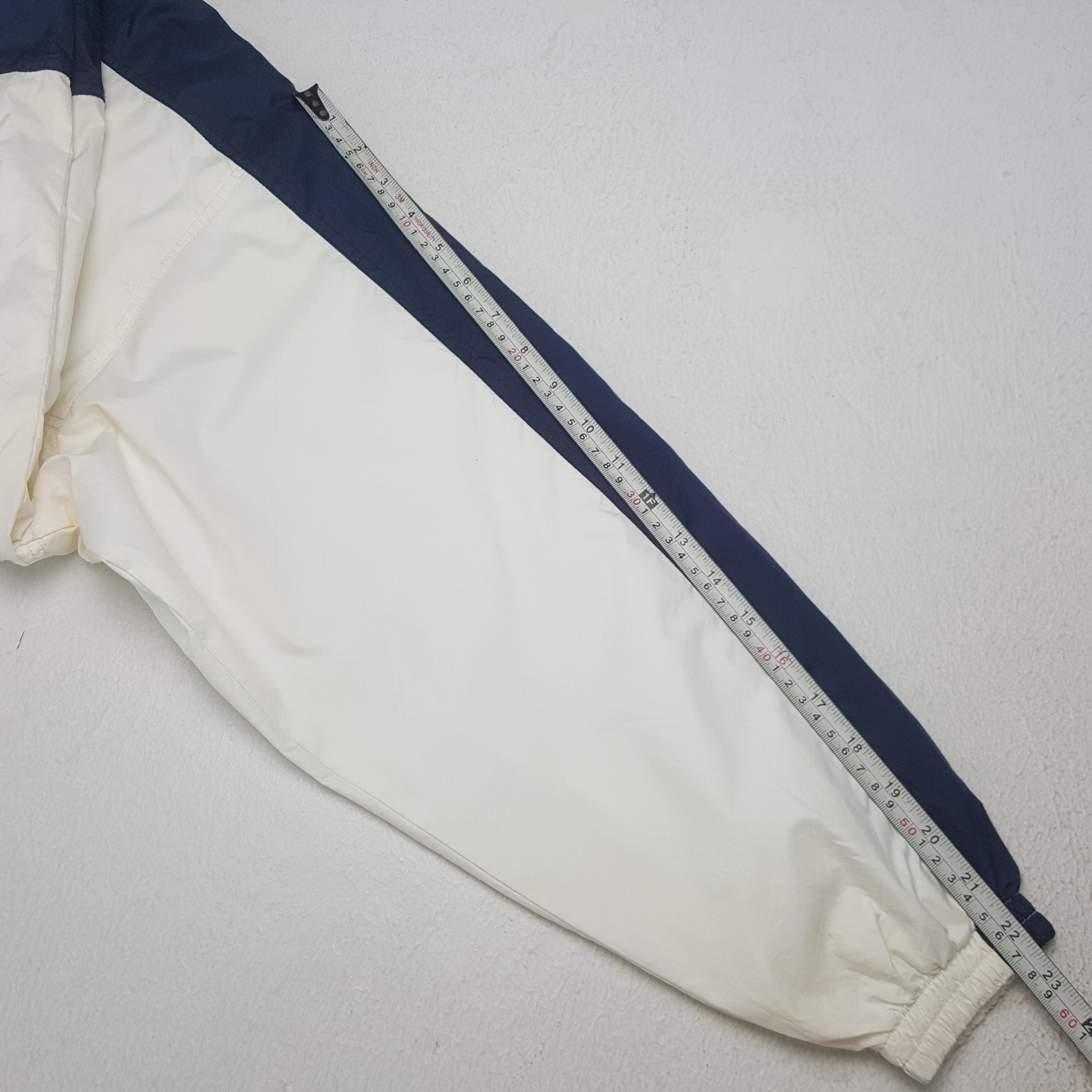 Diadora × Vintage Vintage Diadora Windbreaker Jacket Size US L / EU 52-54 / 3 - 7 Thumbnail