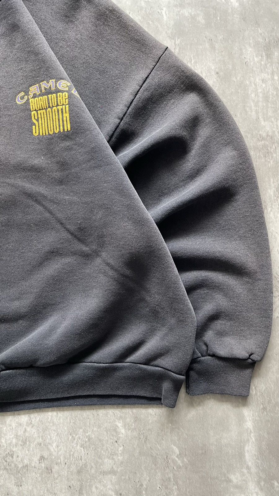 Russell Athletic × Vintage VINTAGE 1990S FADED CAMEL SWEATSHIRT Size US M / EU 48-50 / 2 - 4 Thumbnail
