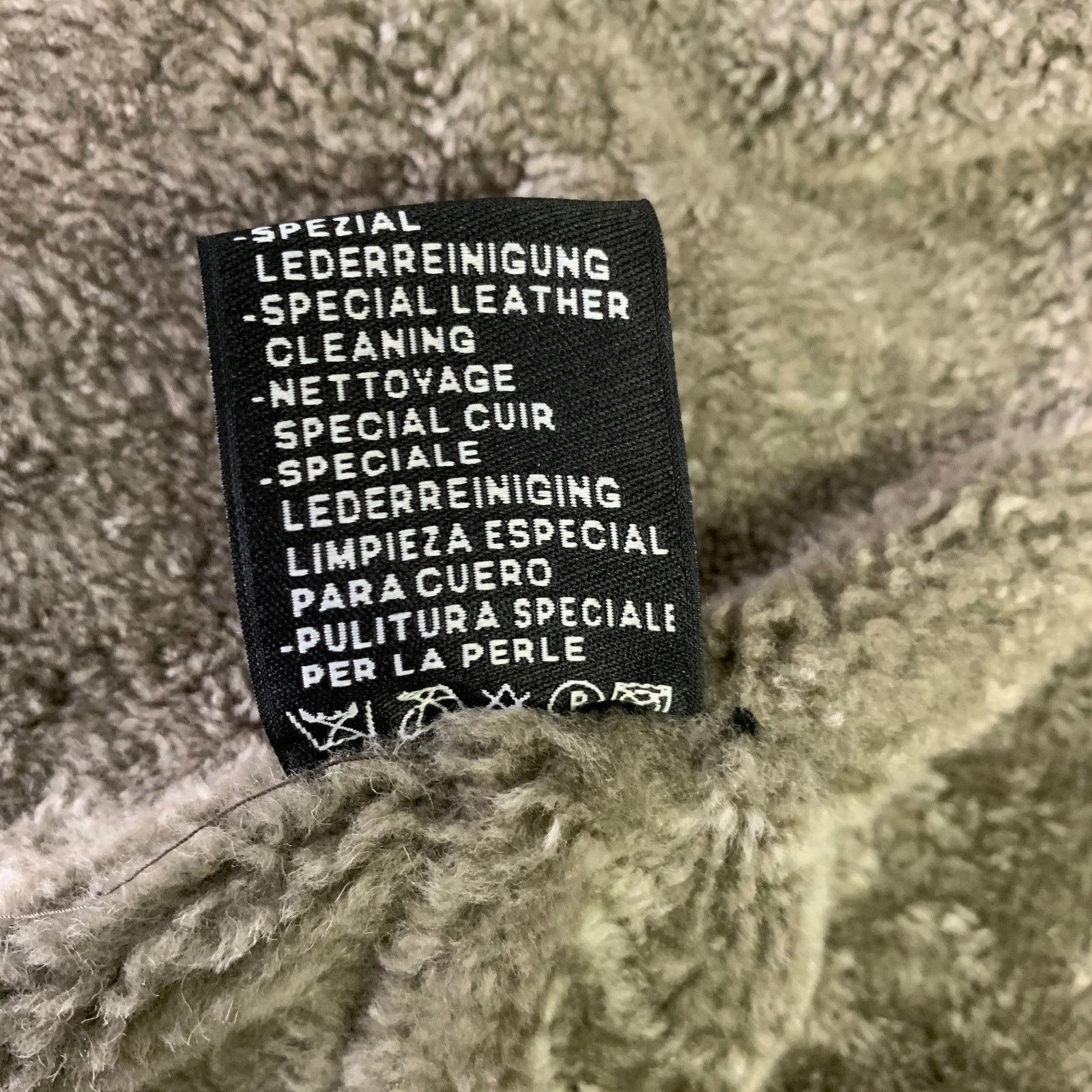 Gerard Darel GERARD DAREL Grey Taupe Sheepskin Shearling Double Zipper Size XS / US 0-2 / IT 36-38 - 8 Thumbnail