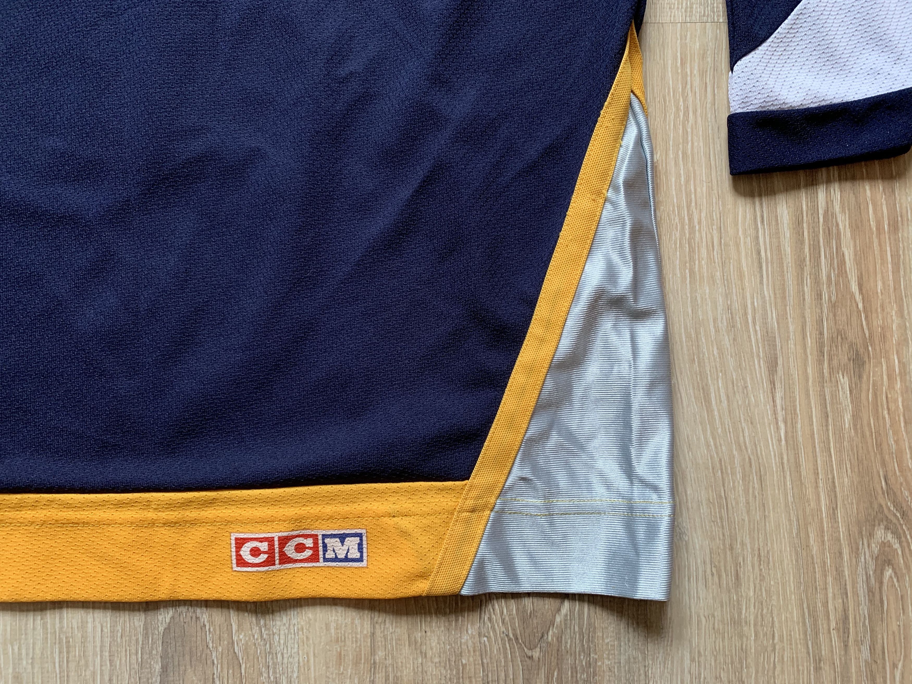 Ccm × NHL × Vintage Vintage Swindon Innogy Ccm Hockey Jersey Size US XL / EU 56 / 4 - 6 Thumbnail