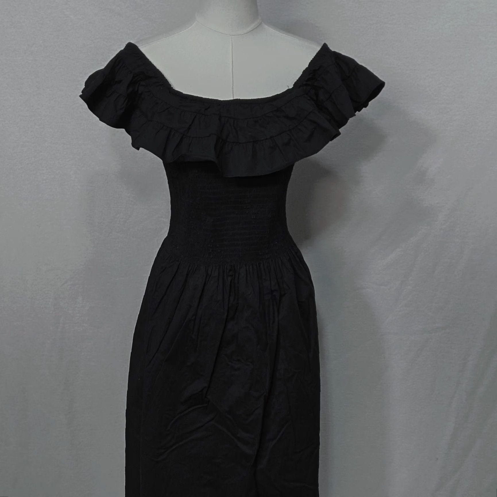 Vintage Hill House Home Nap Dress Womens 2XL Black Off Shoulder Ruffle Smocked Midi Dress Size XXL / US 16-18 / IT 52-54 - 2 Thumbnail