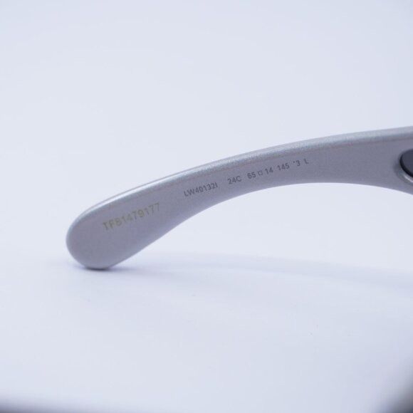 Loewe Loewe LW40132I 24C Sunglasses Grey Aviator Frame Size ONE SIZE - 6 Thumbnail