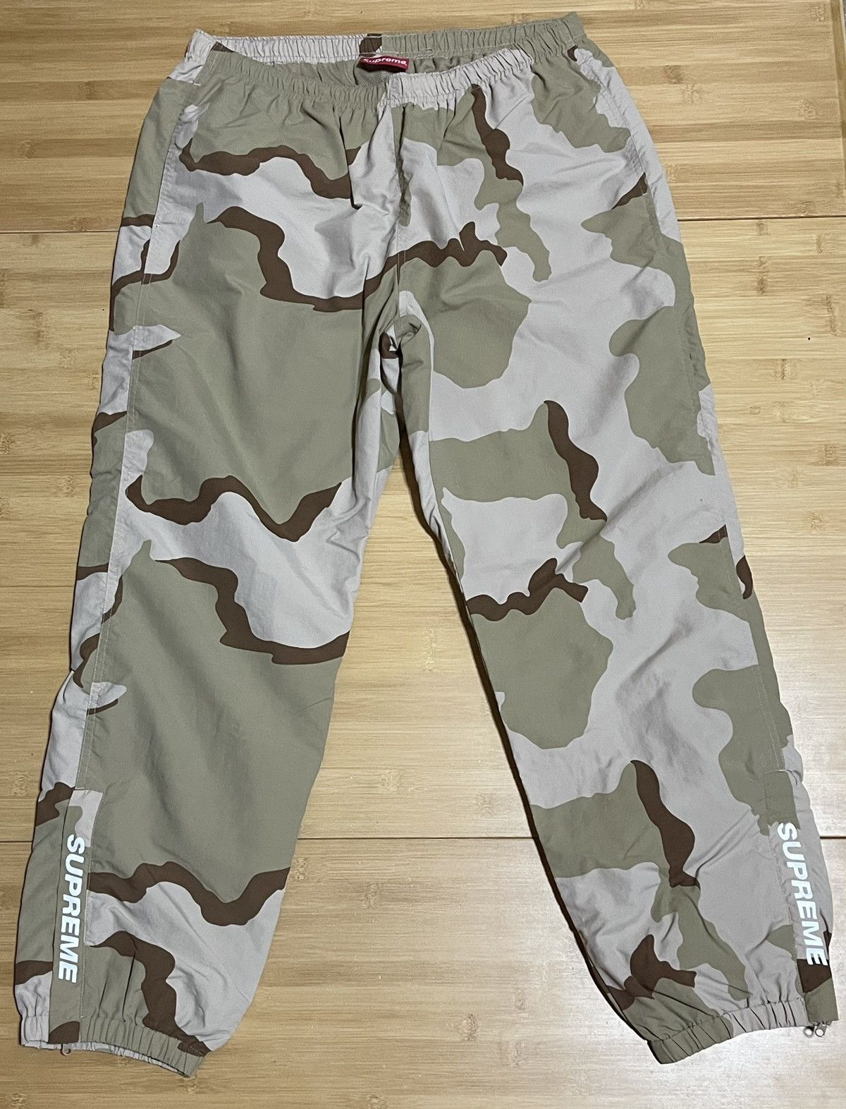 Supreme Supreme Desert Camo Warm Up Pants Large | Grailed