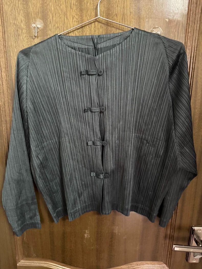 Issey Miyake issey miyake size:5 Black pleated pants Size US 27 - 1 Thumbnail