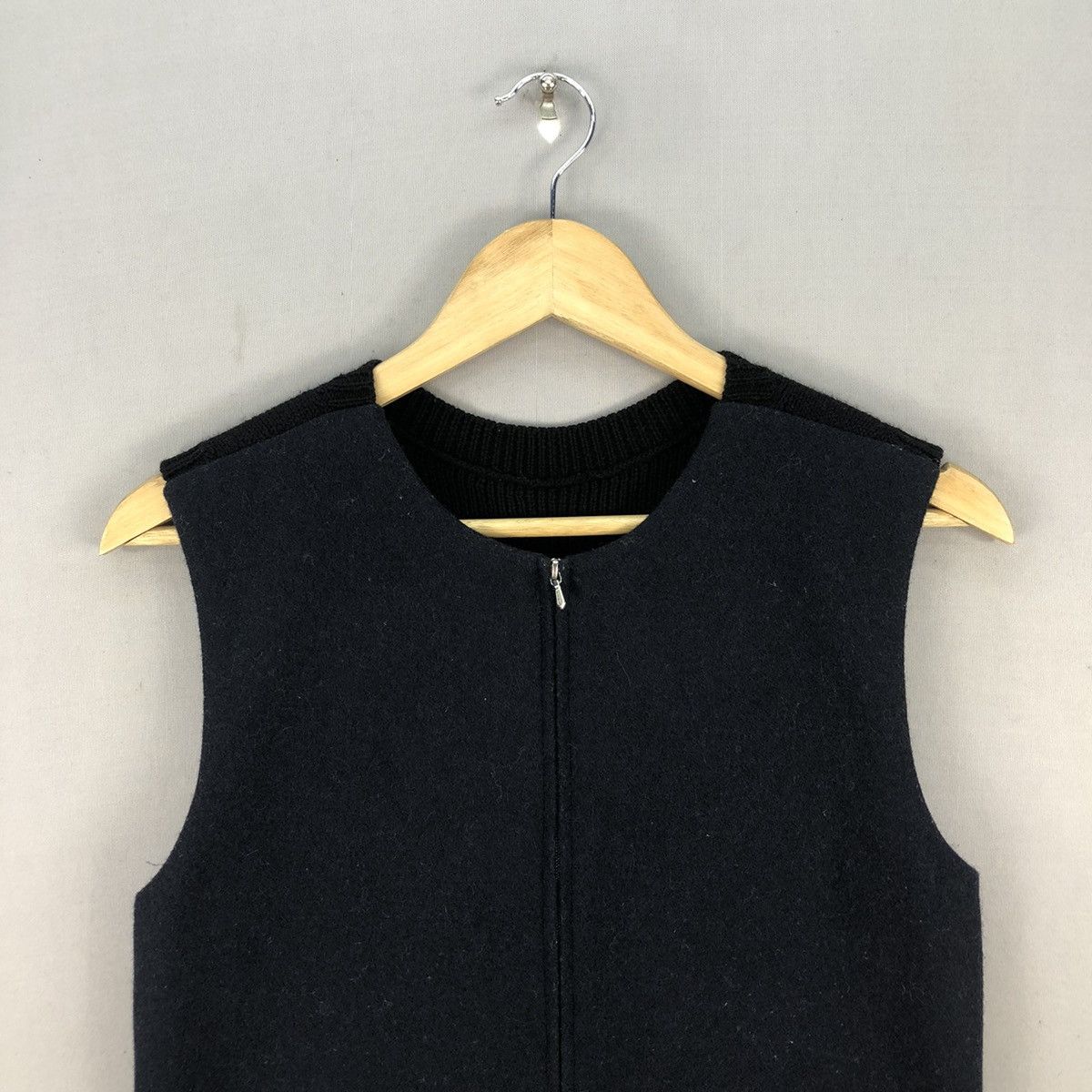 agnes b. Agnes B Wool Knit Vests Size US XS / EU 42 / 0 - 4 Thumbnail