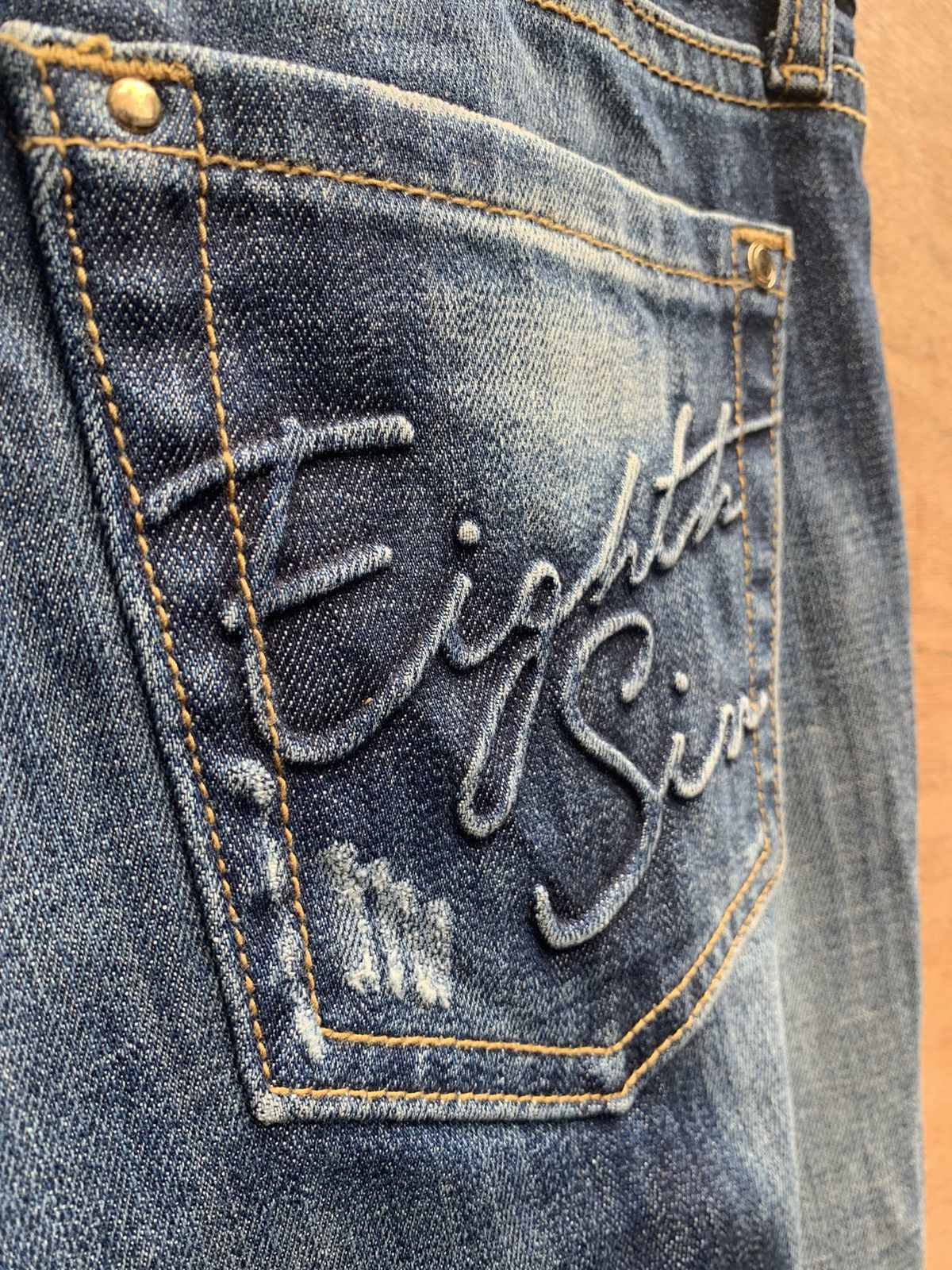 Art Comes First Eight Sin Denim Art Distressed Jeans Pants Size US 31 - 15 Thumbnail