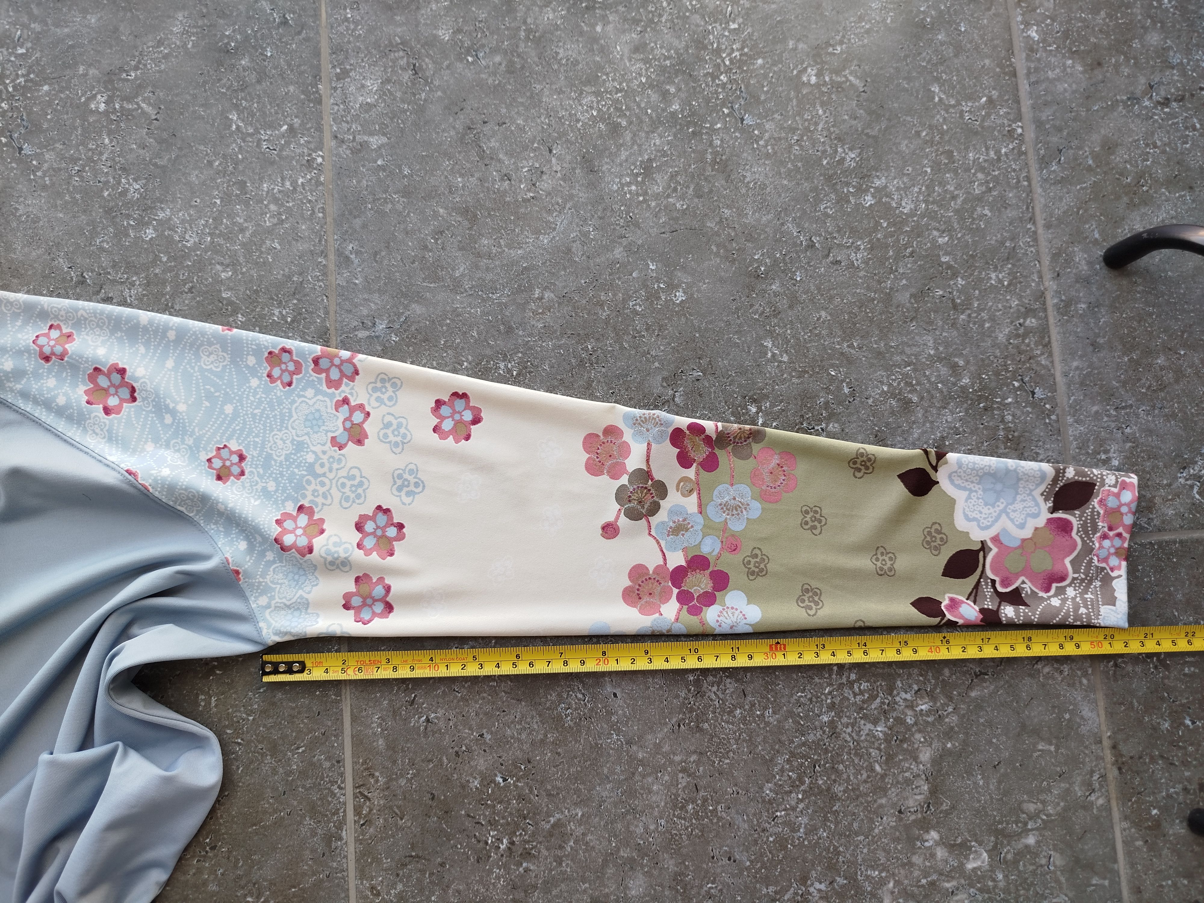 The North Face Womens Top Long Sleeve Blue Floral Lersey VaporWick Size L / US 10 / IT 46 - 13 Thumbnail