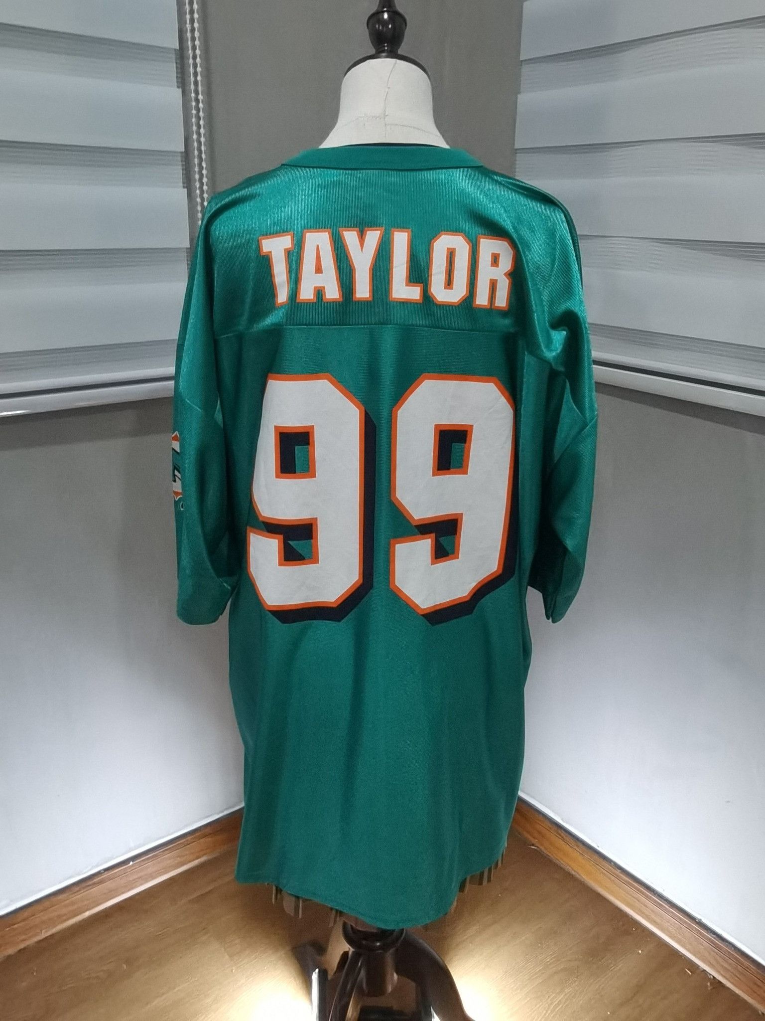 NFL NFL Dolphins Taylor 99 jerseys XL 1690 Size US XL / EU 56 / 4 - 2 Thumbnail