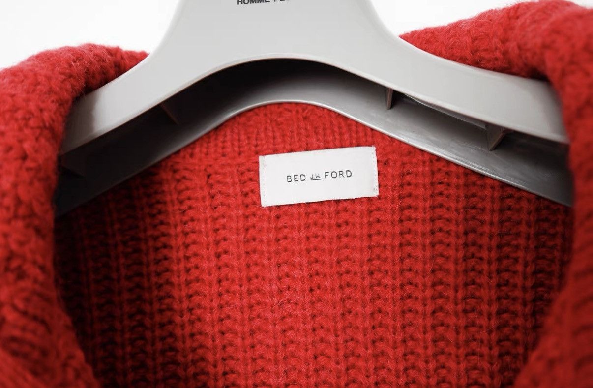 Bed j.w. Ford Bed J.W. Ford Red Vest Wide Lapel Tie Detail Sweater Size US S / EU 44-46 / 1 - 6 Thumbnail