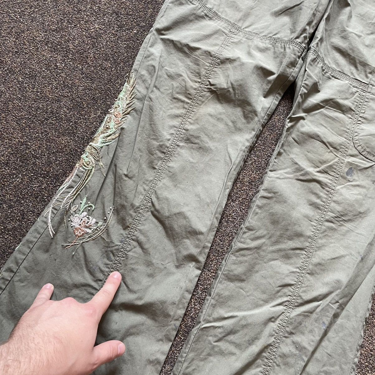Vintage Vintage Y2K Baggy Cargo Pants Khaki Distressed Workwear Punk Size 32" / US 10 / IT 46 - 6 Thumbnail