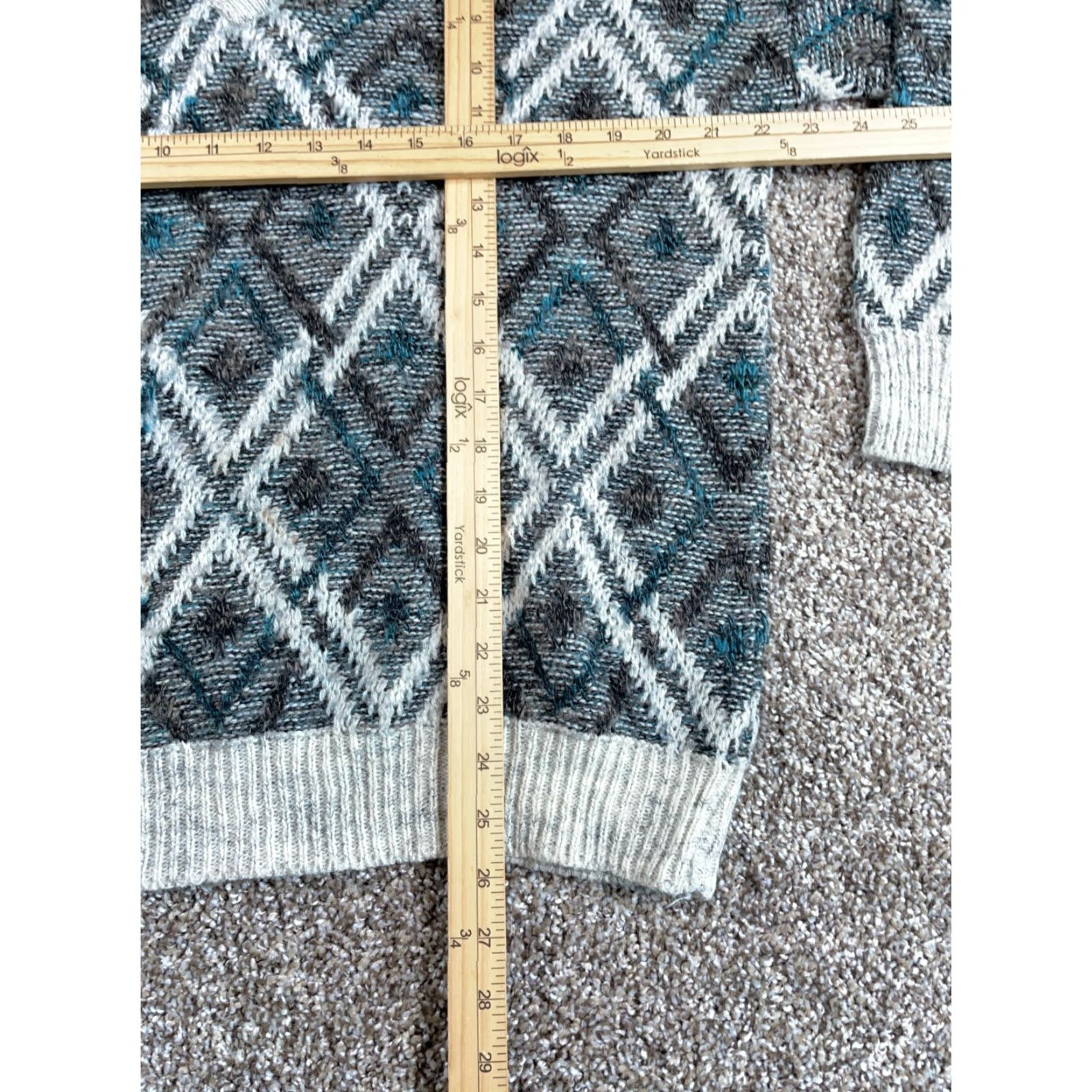Vintage VTG 80s Diamond Pattern V-Neck Sweater Bachrach Men's XL Gray Pullover Knit Wool Size US XL / EU 56 / 4 - 7 Thumbnail