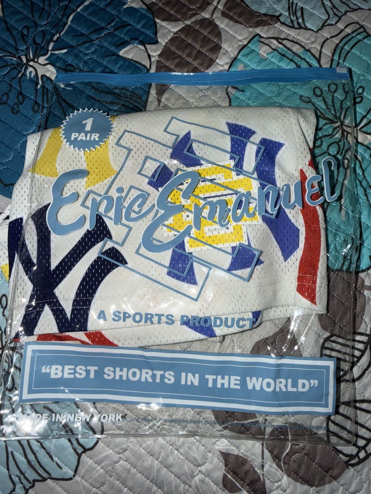 Eric Emanuel × MLB 25 EE NY ALL OVER SHORTS WHITE SMALL Size US 30 / EU 46 - 3 Thumbnail