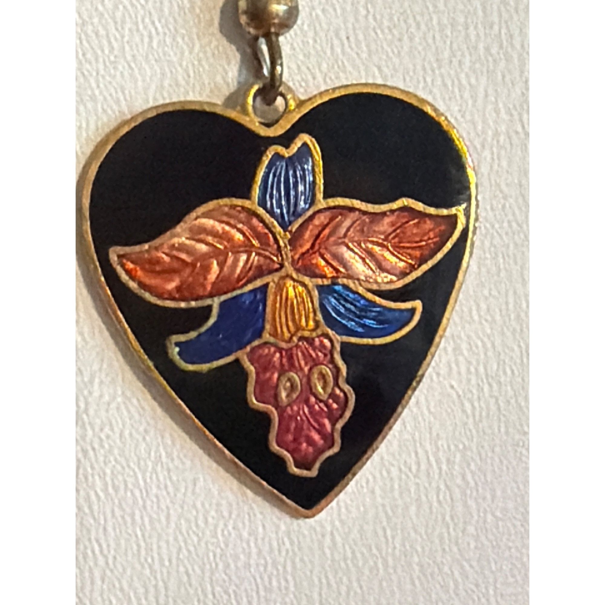 Other Vintage Cloisonne Dangle Earrings Gold Tone Heart Flowers Ho Size ONE SIZE - 2 Thumbnail