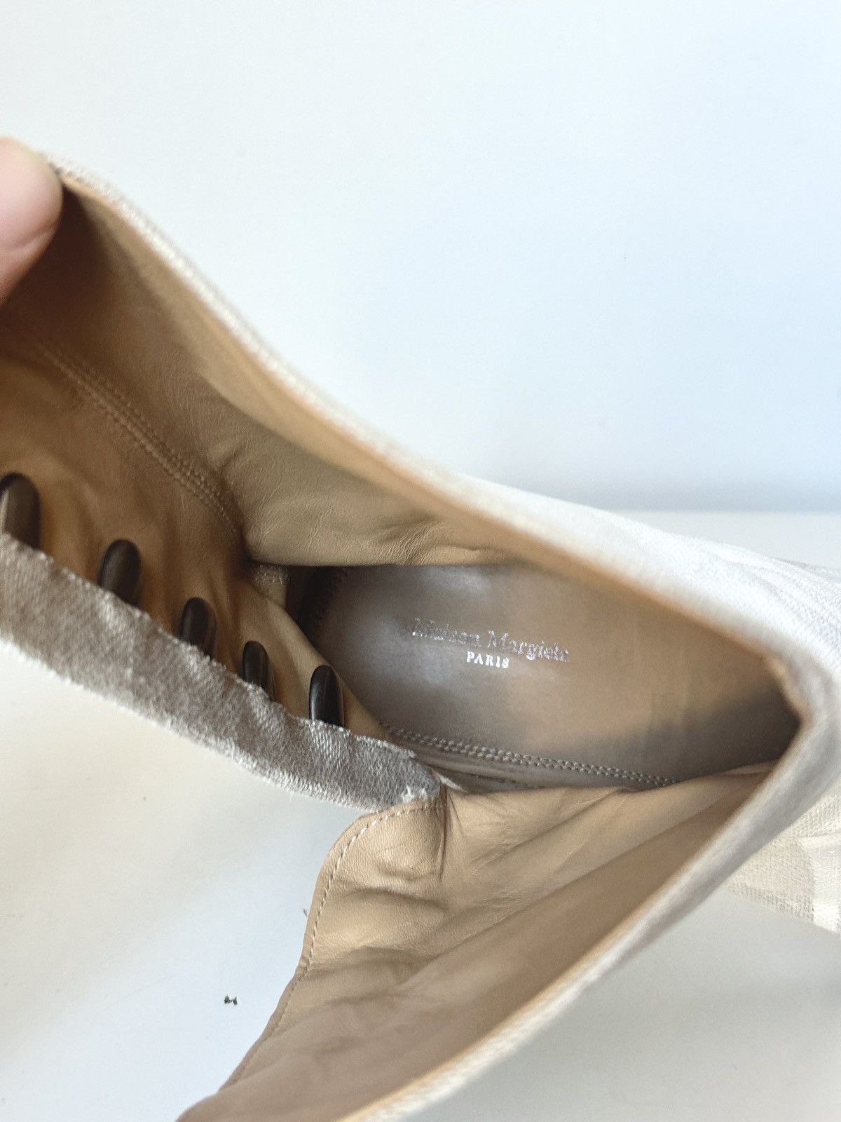 Maison Margiela Maison Martin Margiela white Tabi paint splatter boot Size US 10 / EU 43 - 9 Thumbnail