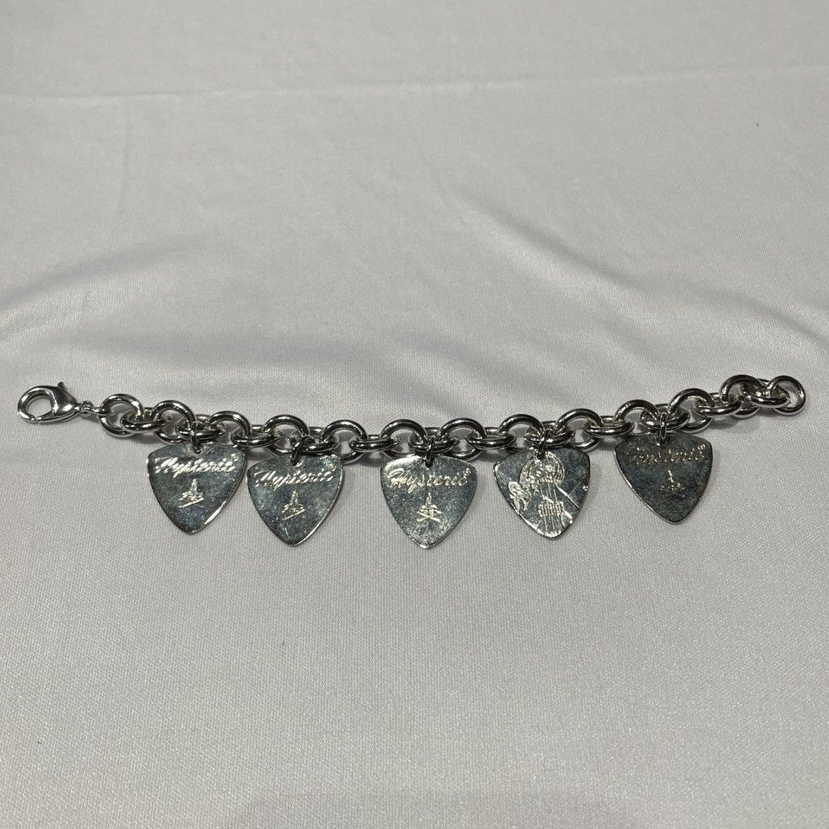 Hysteric Glamour Hysteric Glamour Guitar Pick Charm Bracelet Size ONE SIZE - 4 Thumbnail