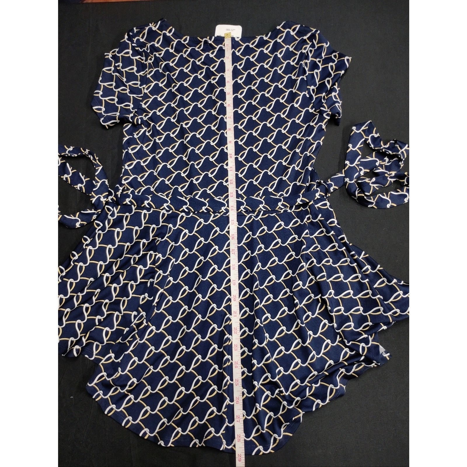 NADA Nadine West Active USA Navy and Cream Chain-Print Top Size M / US 6-8 / IT 42-44 - 6 Thumbnail