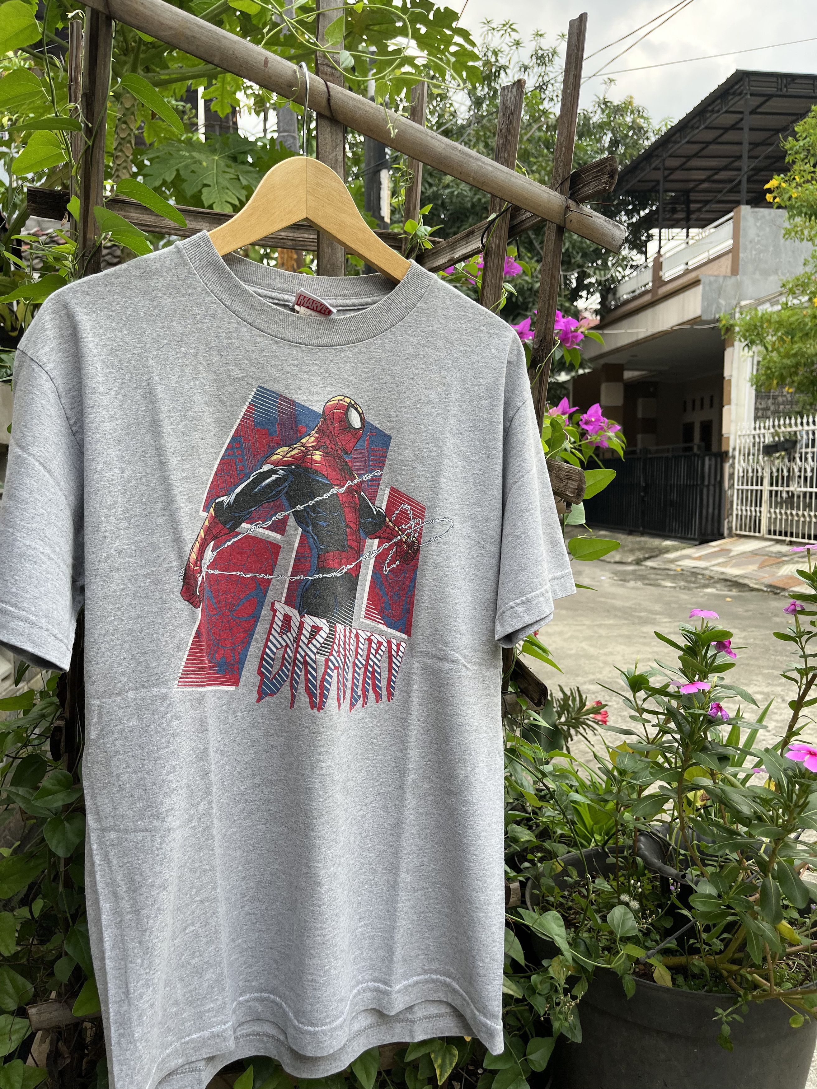 Marvel Comics × Vintage Vintage Marvel Spider-Man “Bravery” Tee – Classic Comic Vibe Size US M / EU 48-50 / 2 - 1 Thumbnail