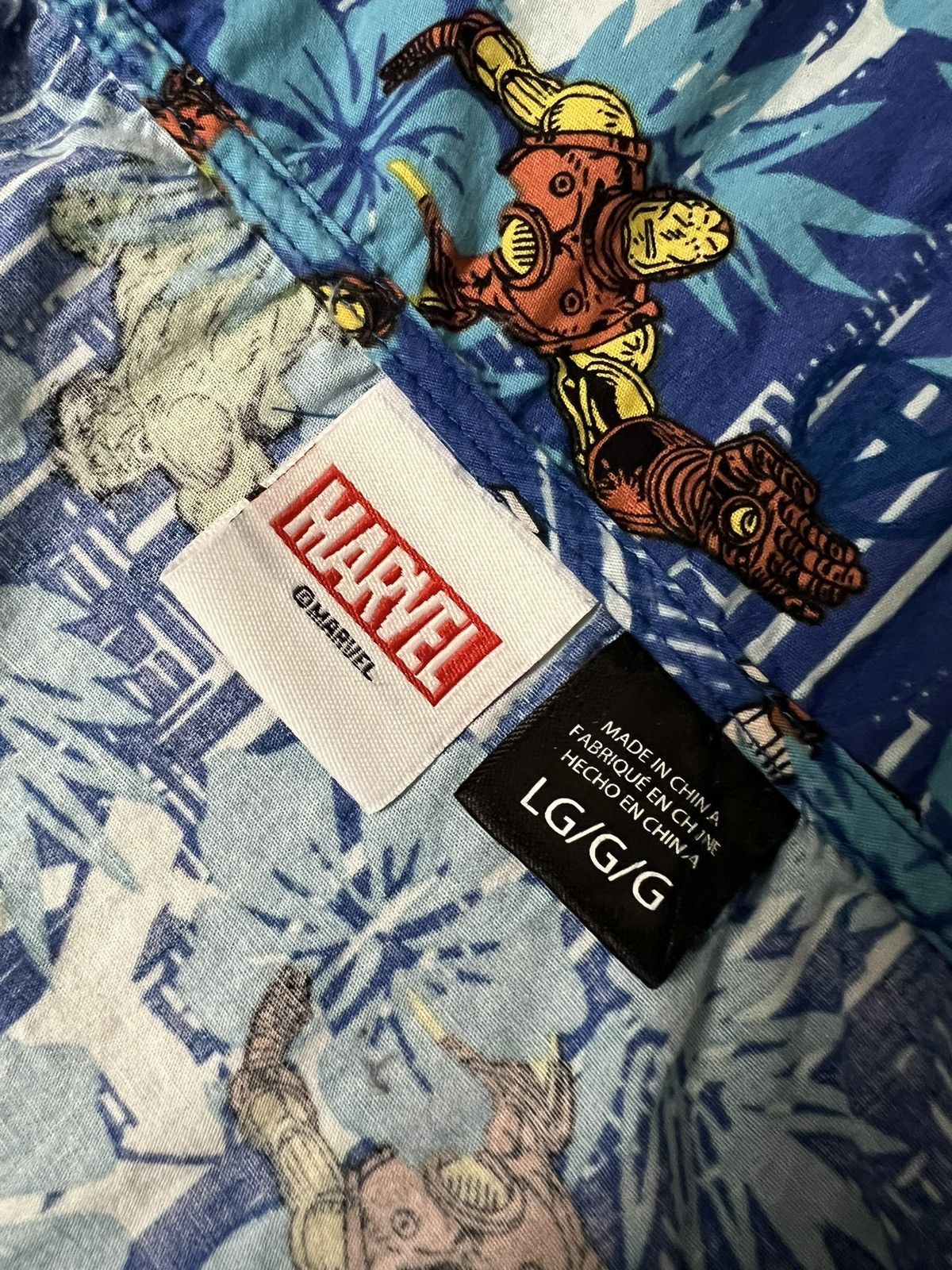 Marvel Comics × Vintage VINTAGE MARVEL AVENGERS HAWAIIAN BUTTON UP Size US L / EU 52-54 / 3 - 3 Thumbnail