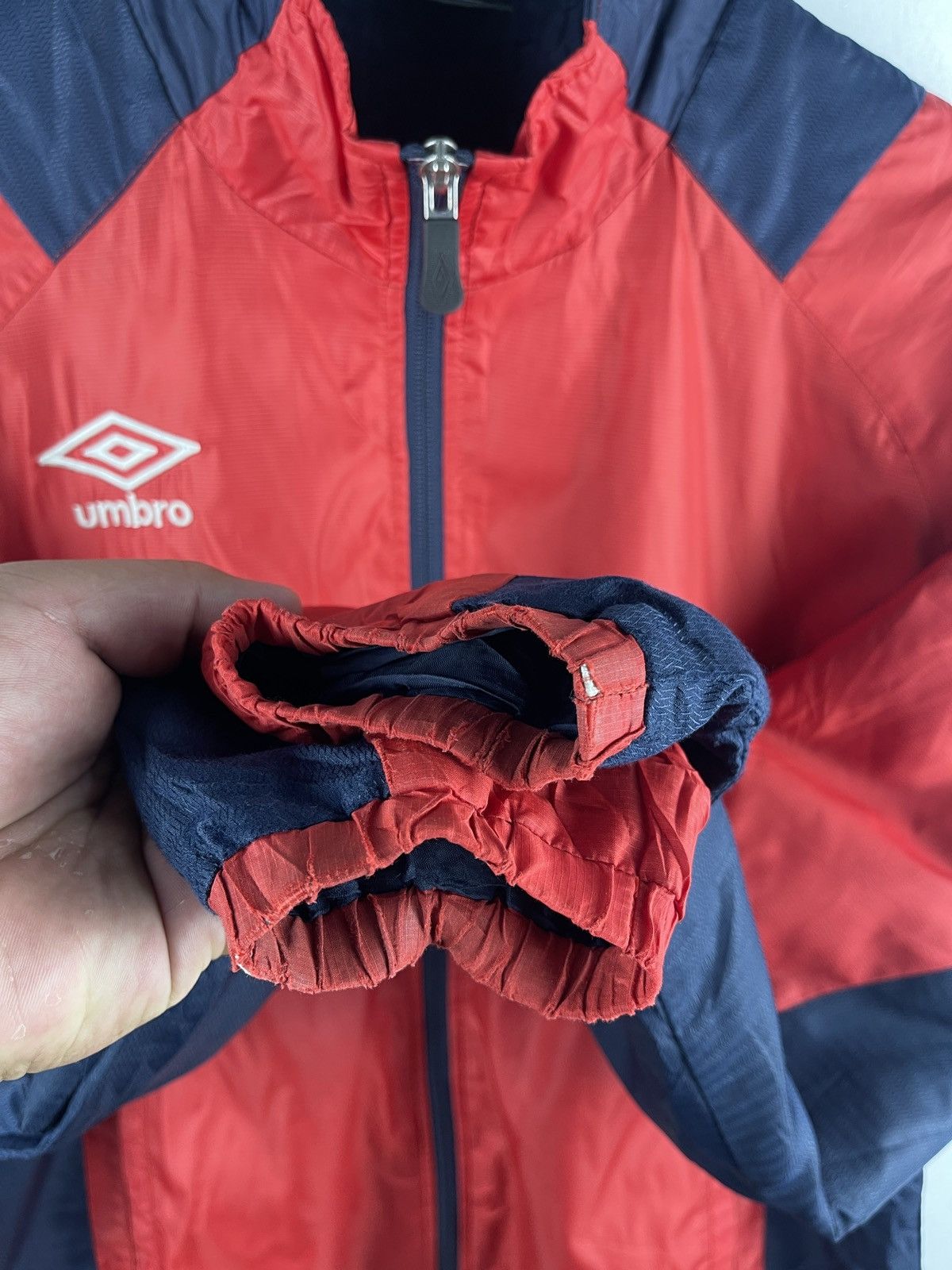 Umbro × Vintage Vintage🔥 Umbro Zip Track Light Jacket Casual Sportswear Size US L / EU 52-54 / 3 - 5 Thumbnail