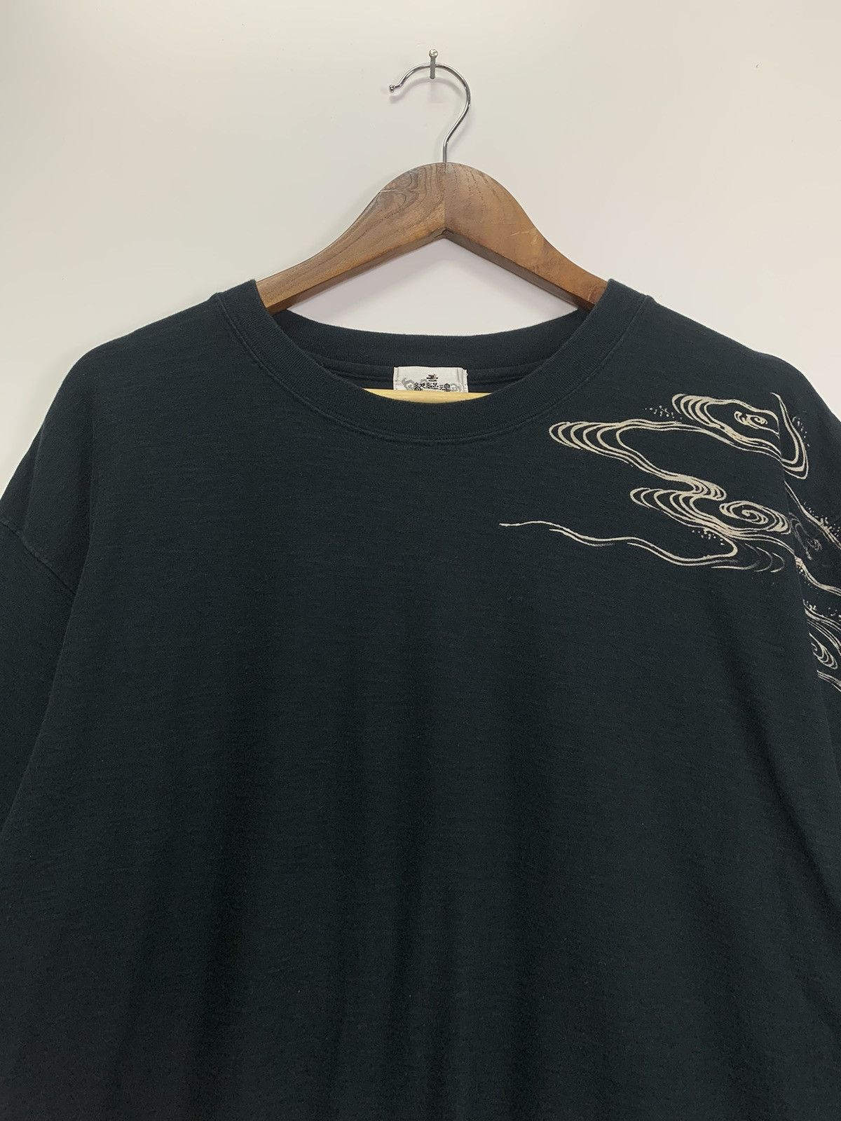 Japanese Brand Vintage Karakuri Tamashi Sukajan tee Size US XL / EU 56 / 4 - 4 Thumbnail