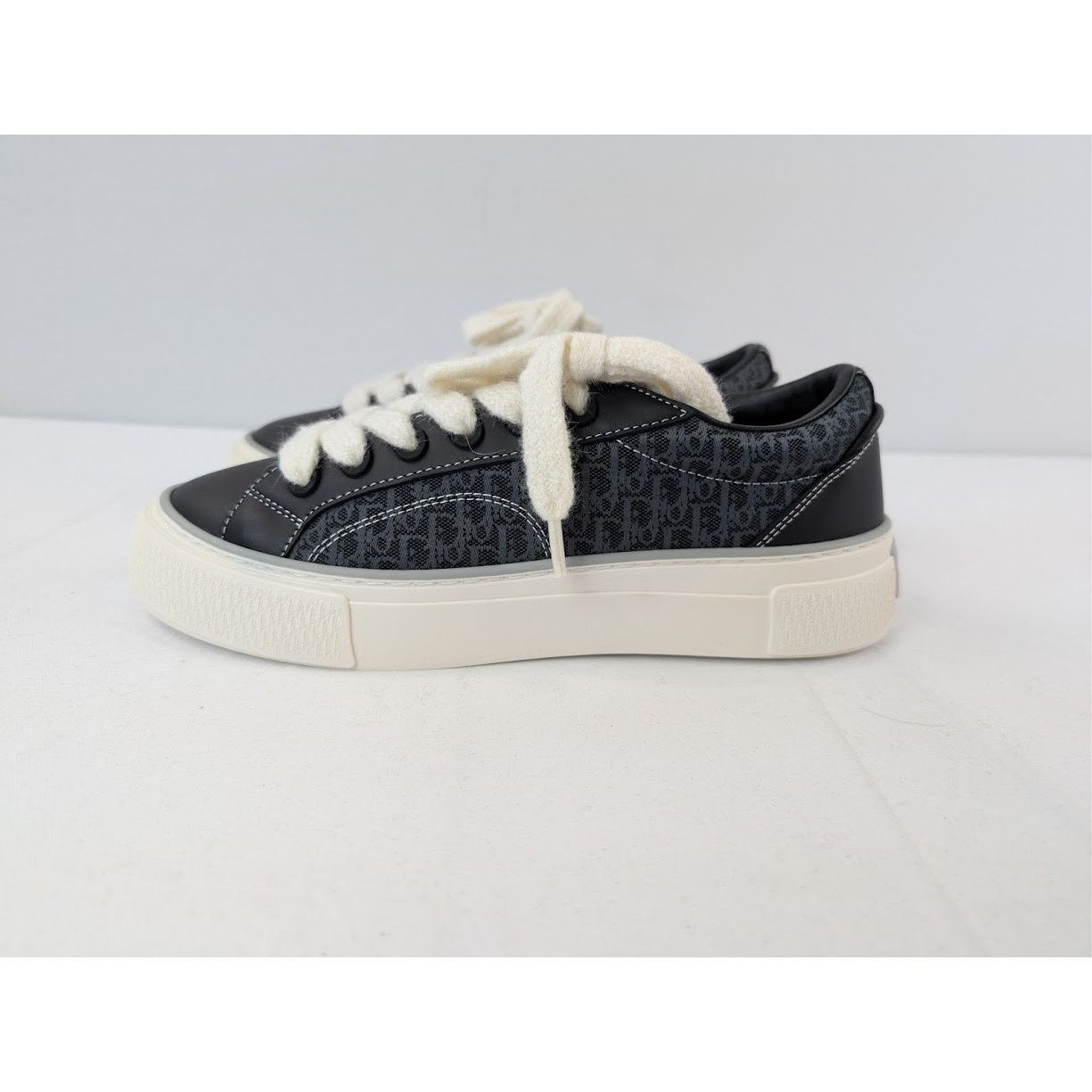 Dior o1rshd1 Q:2 / B33 Low-Top Sneakers in Black Size US 9 / EU 42 - 9 Thumbnail
