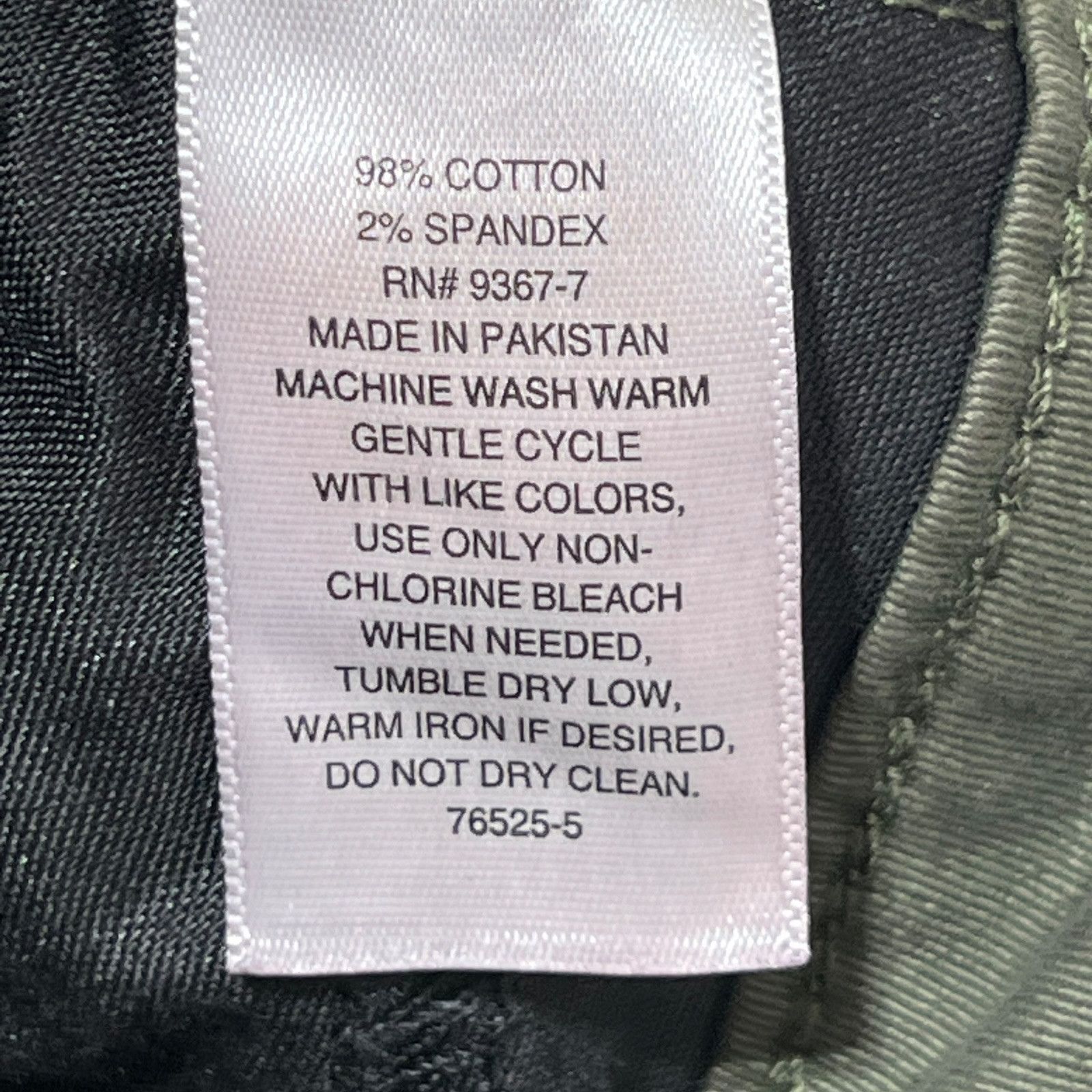 Other St. John's Bay - Women's Mid-Rise Secretly Slender 7" Inseam Size 26" / US 2 / IT 38 - 11 Thumbnail