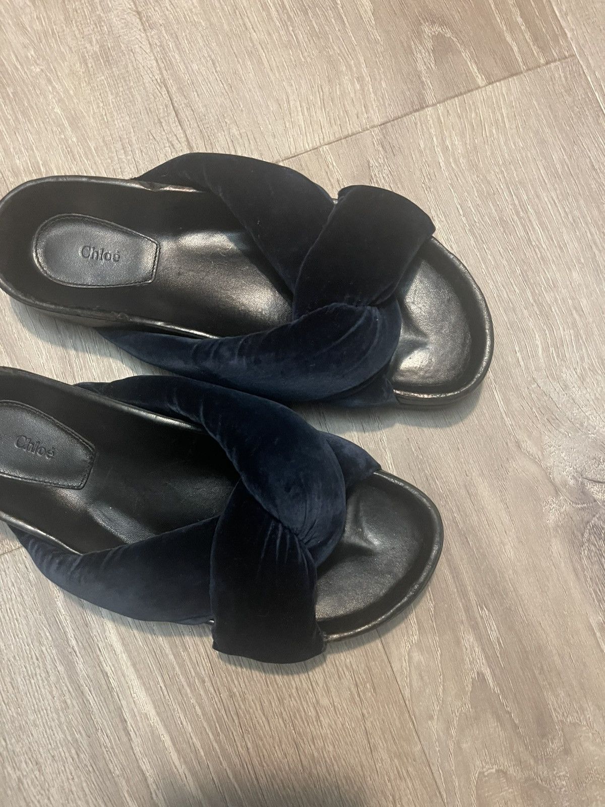 Chloe Chloe Nolan Crisscross Twisted Velvet Slides Flats 37 Size US 7 / IT 37 - 5 Thumbnail