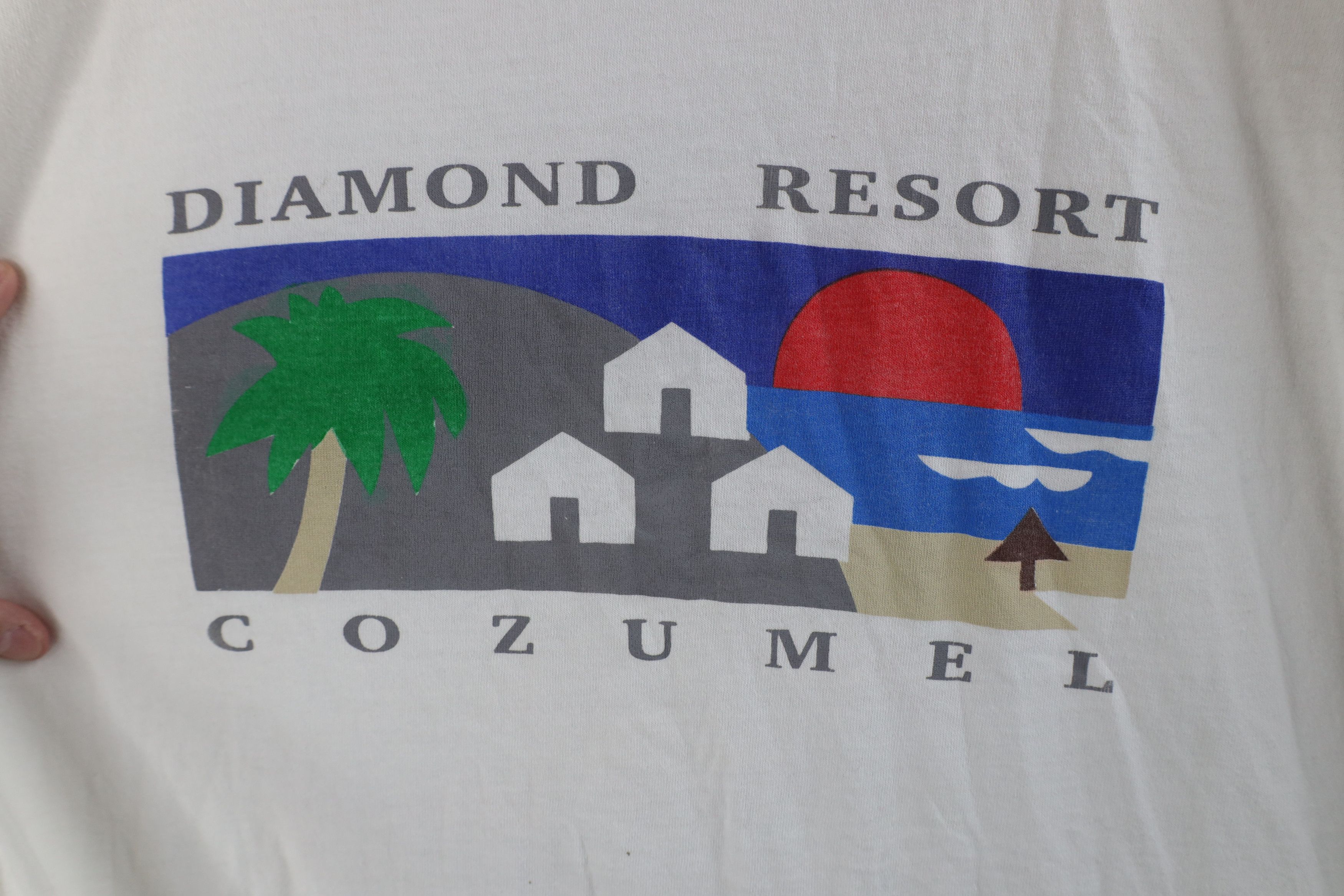 Vintage Vintage 90s Streetwear Diamond Resort Cozumel Mexico T-Shirt Size US XXL / EU 58 / 5 - 7 Thumbnail
