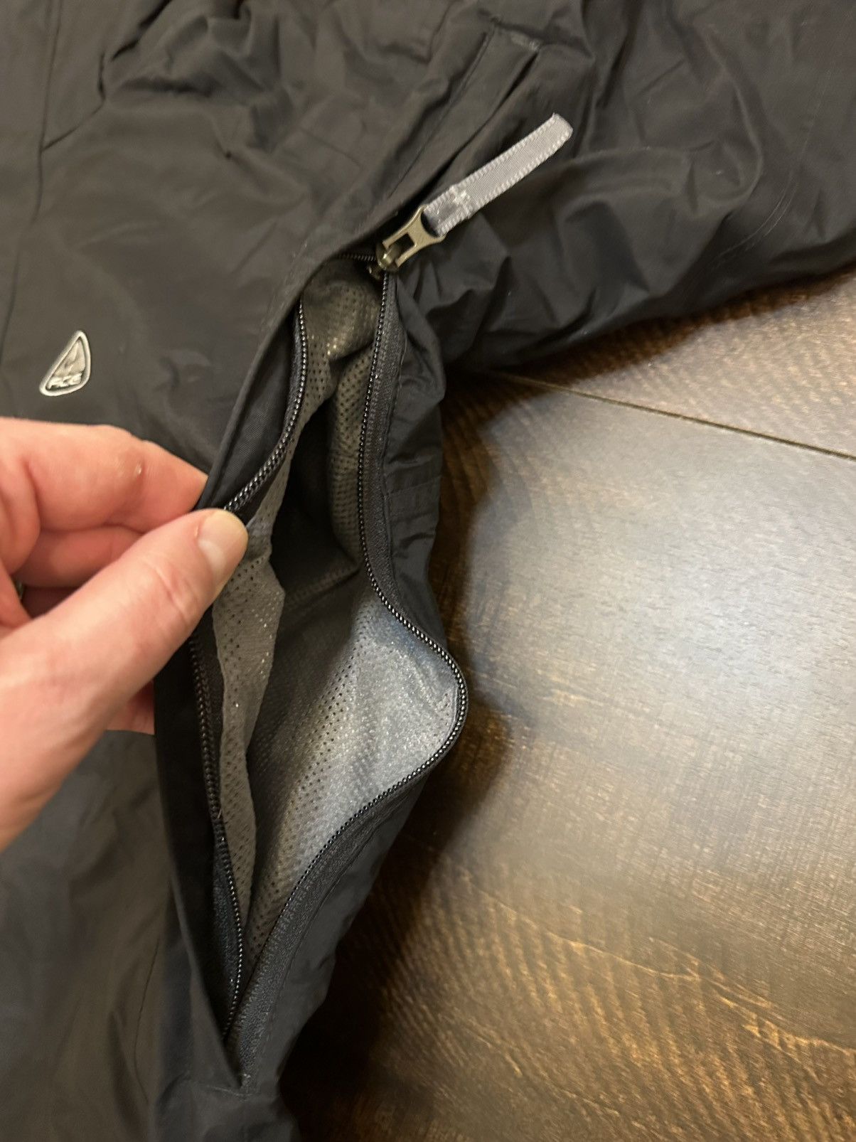 Nike ACG VTG Mens’s Nike ACG Storm Fit Jacket #3-Size Large Size US L / EU 52-54 / 3 - 10 Thumbnail