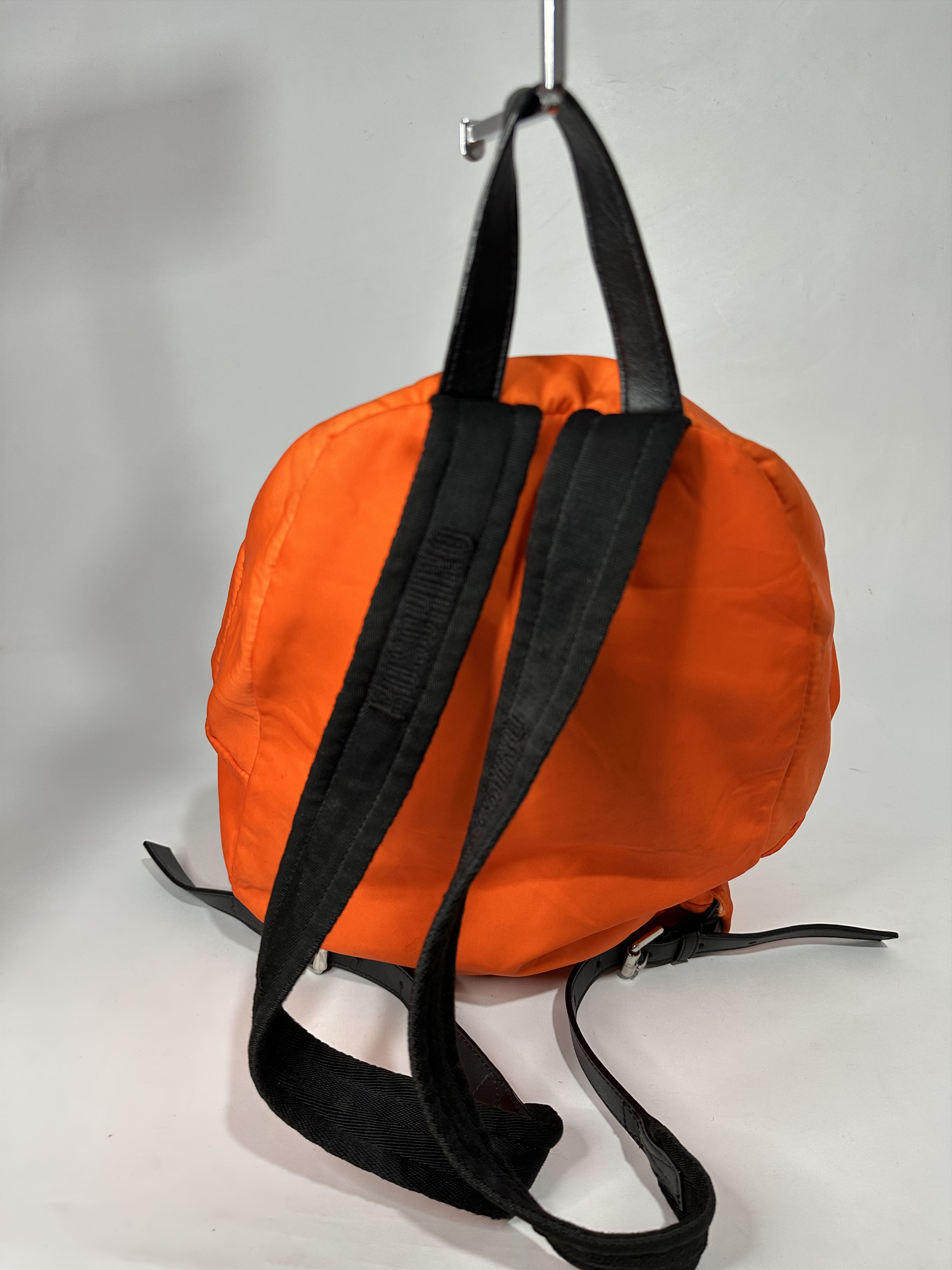 Moschino Rare Moschino Neon Orange Construction Nylon Backpack. Size ONE SIZE - 5 Thumbnail