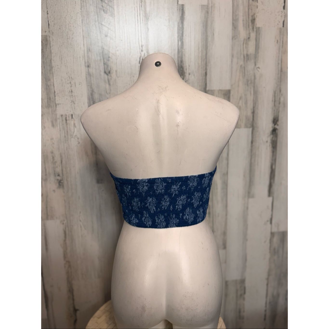 Forever 21 Forever 21 Blue Floral Strapless Smocked Tube Top – Size M Size M / US 6-8 / IT 42-44 - 3 Thumbnail