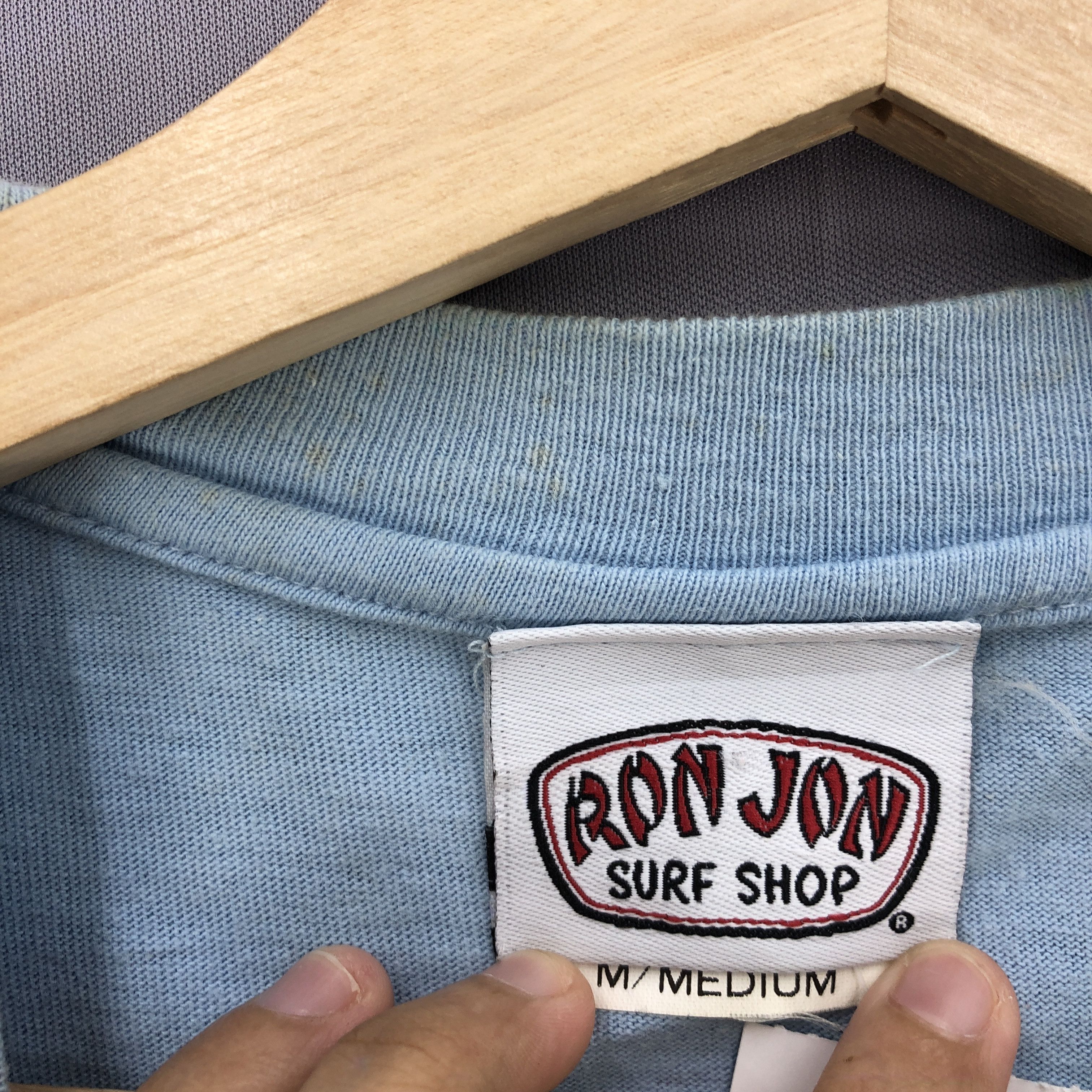 Ron Jon Surf Shop Vintage 90's Ron Jon Tshirt Surfwear Travel Novelty Tees Size US S / EU 44-46 / 1 - 6 Thumbnail